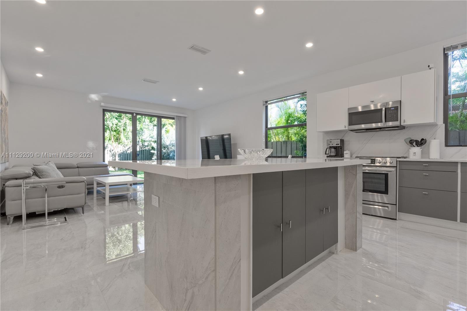 AVALON SUB - Residential Lease