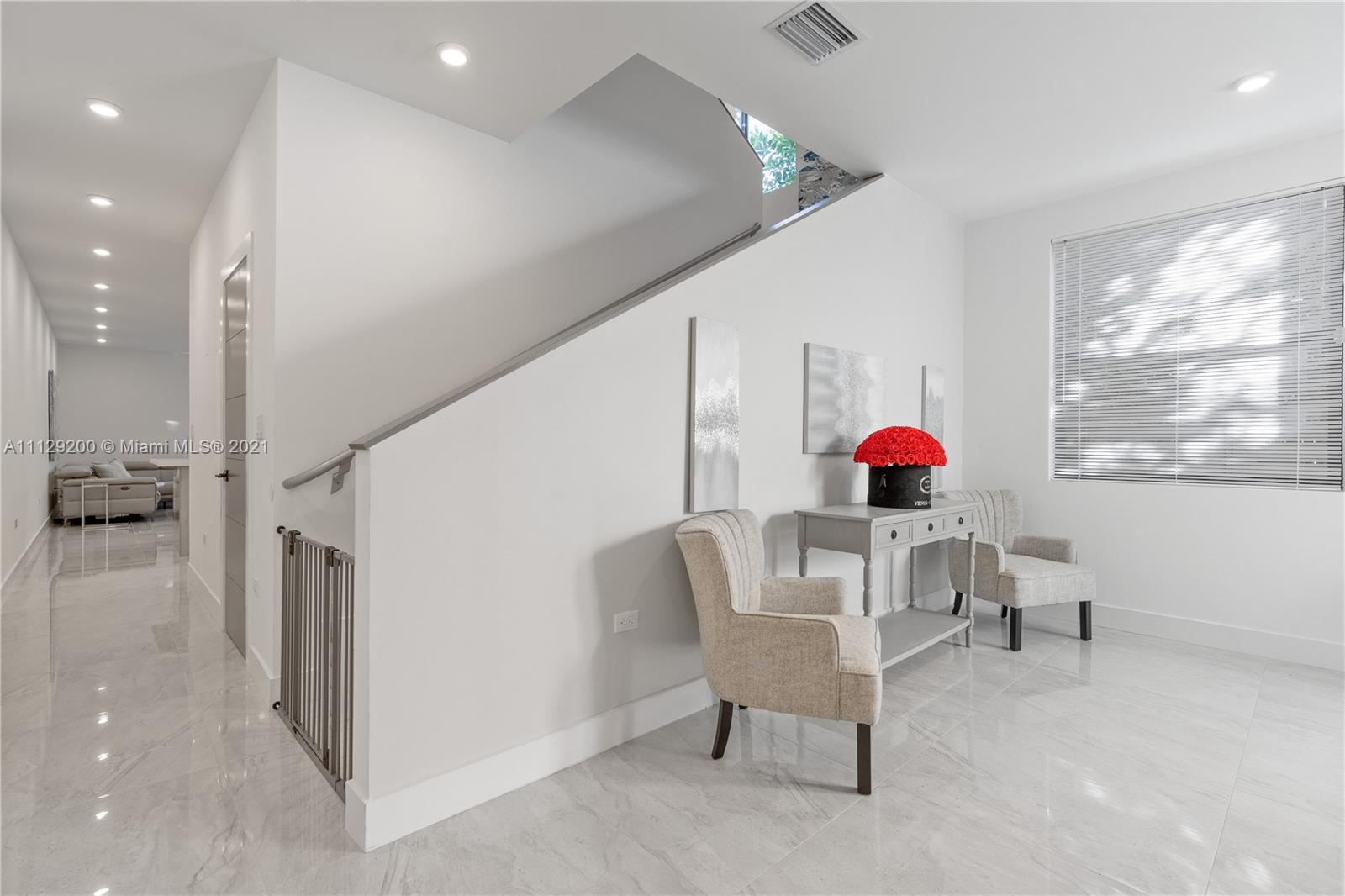 AVALON SUB - Residential Lease
