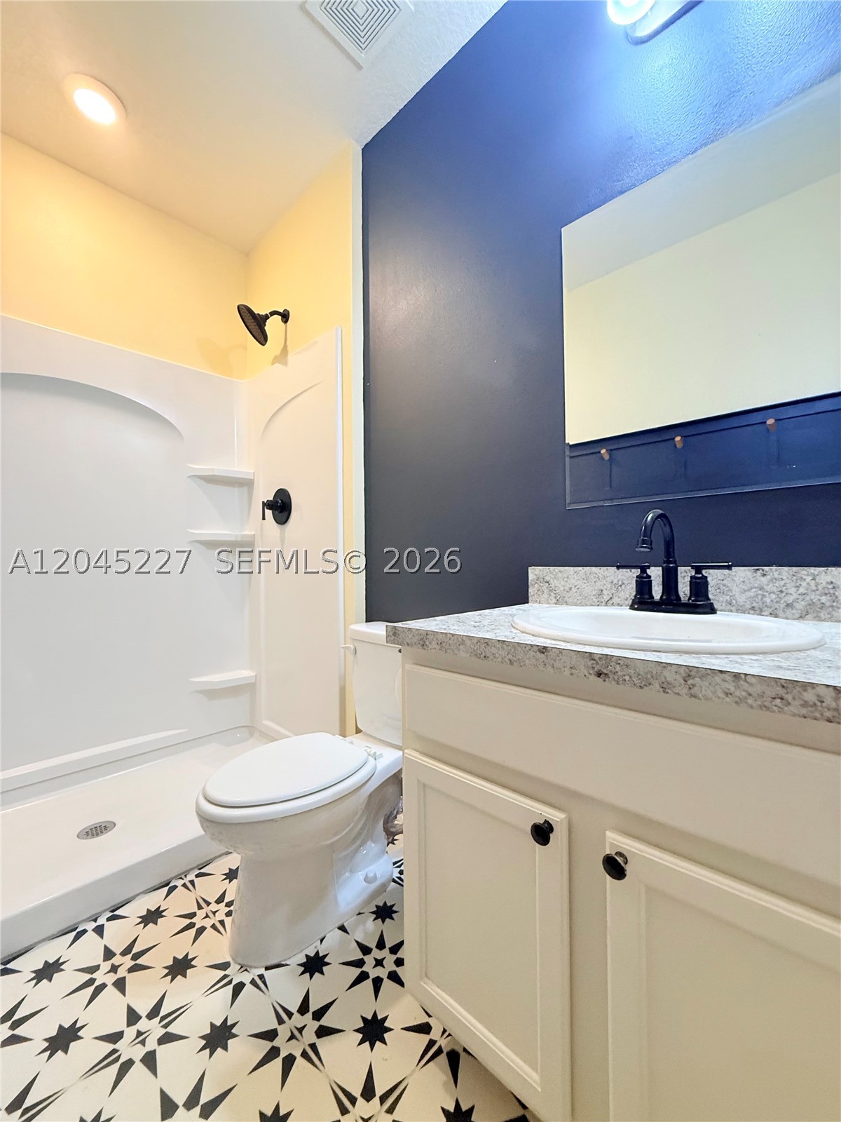PORT ST LUCIE SECTION 33 - Residential Lease