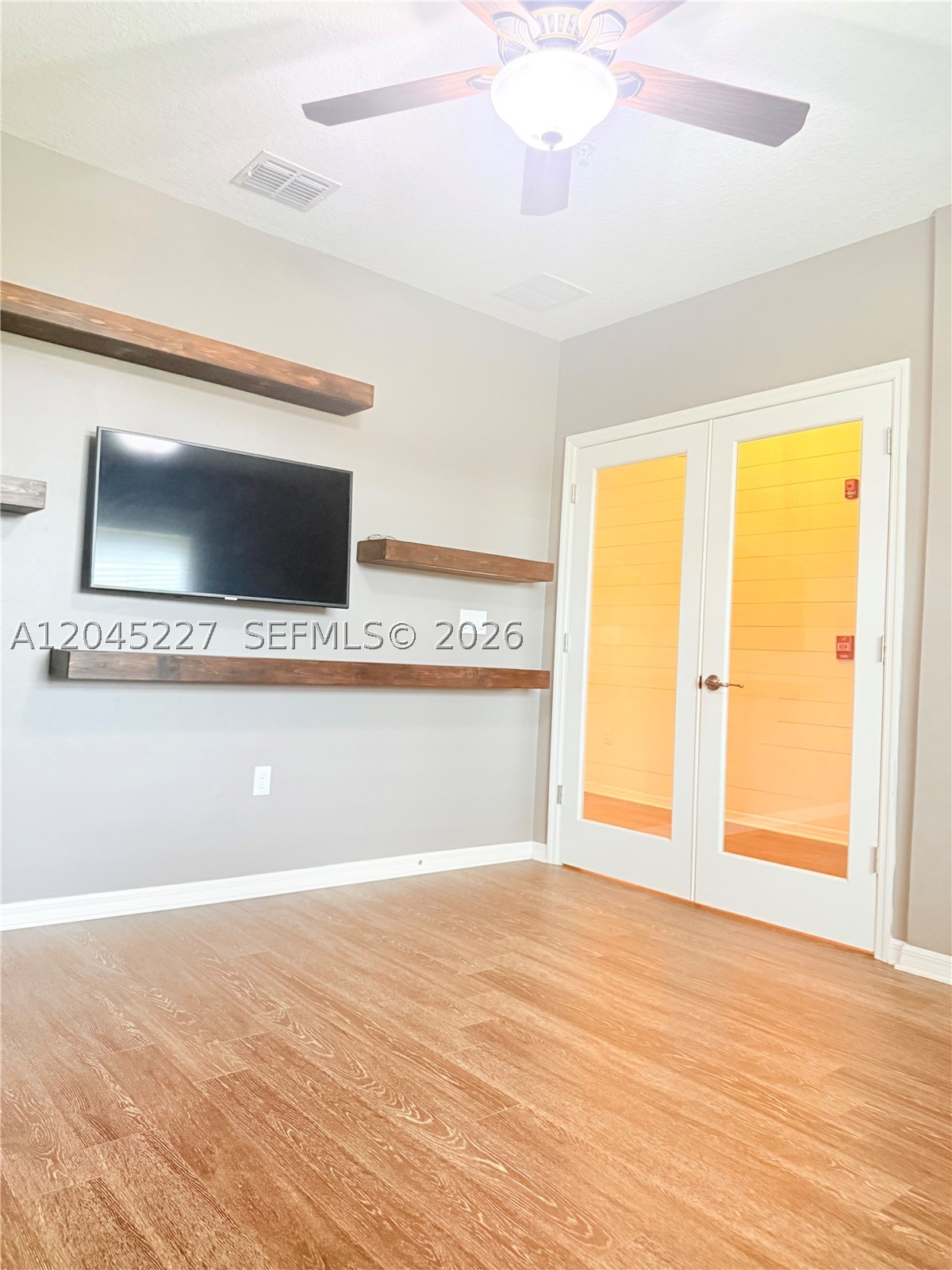 PORT ST LUCIE SECTION 33 - Residential Lease