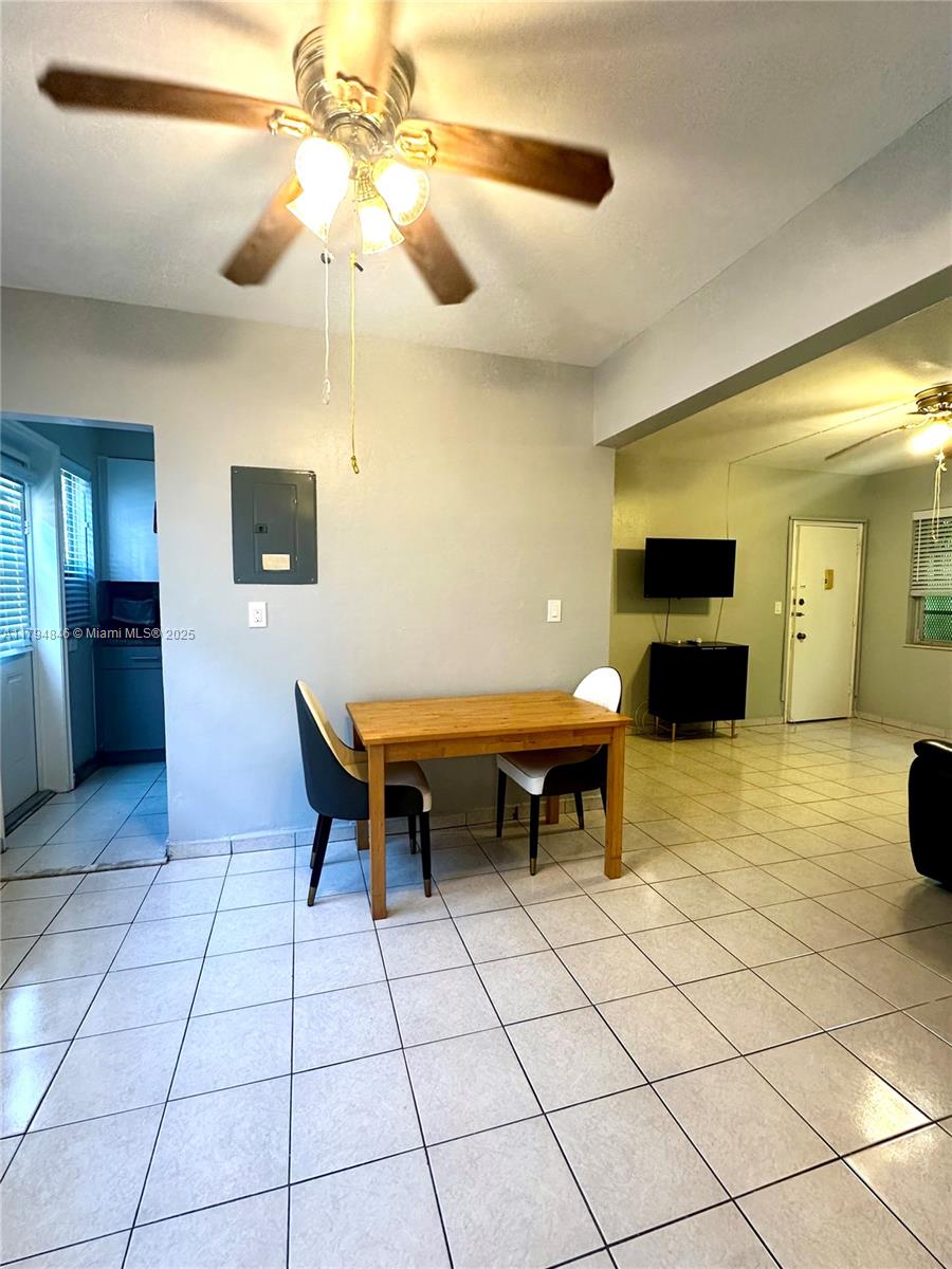 LAKE VIEW SUB AMD - Residential Lease