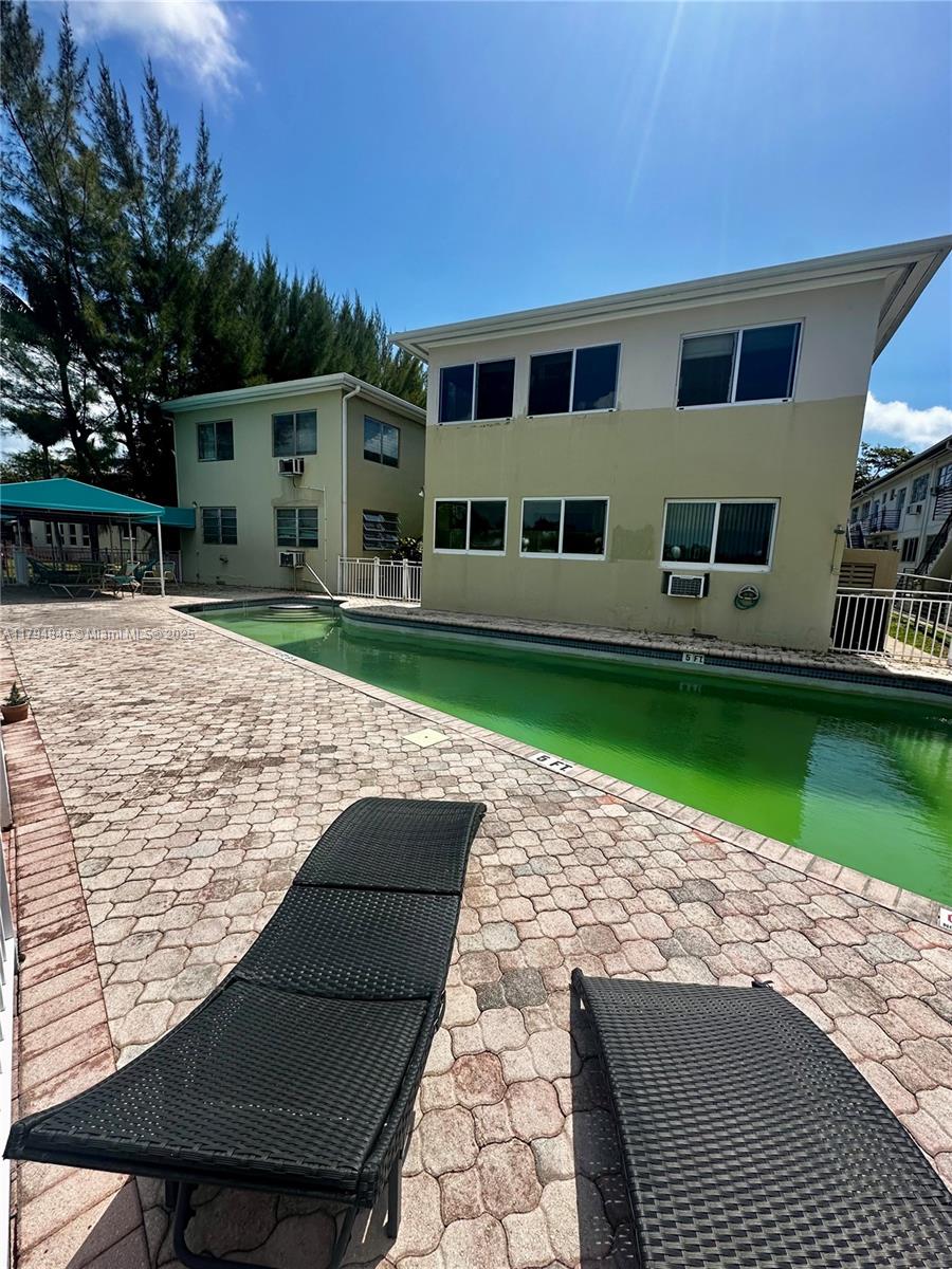 LAKE VIEW SUB AMD - Residential Lease