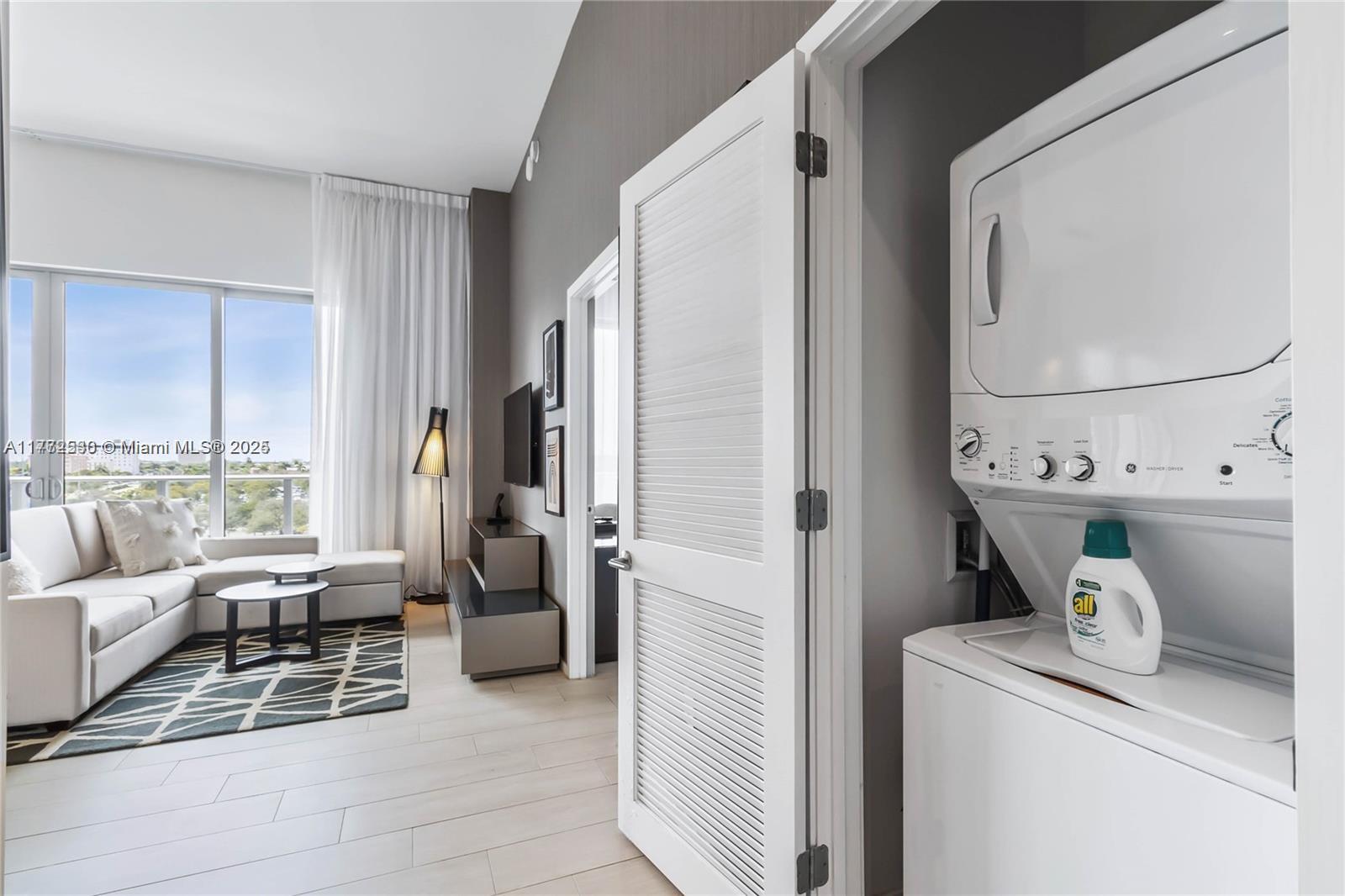 4010 SOUTH OCEAN CONDO - Residential