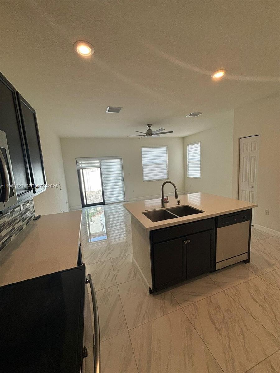 AQUABELLA SECTION TWO - Residential