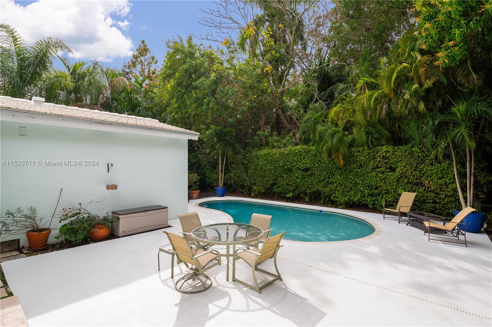 SAN JUAN HEIGHTS - Residential