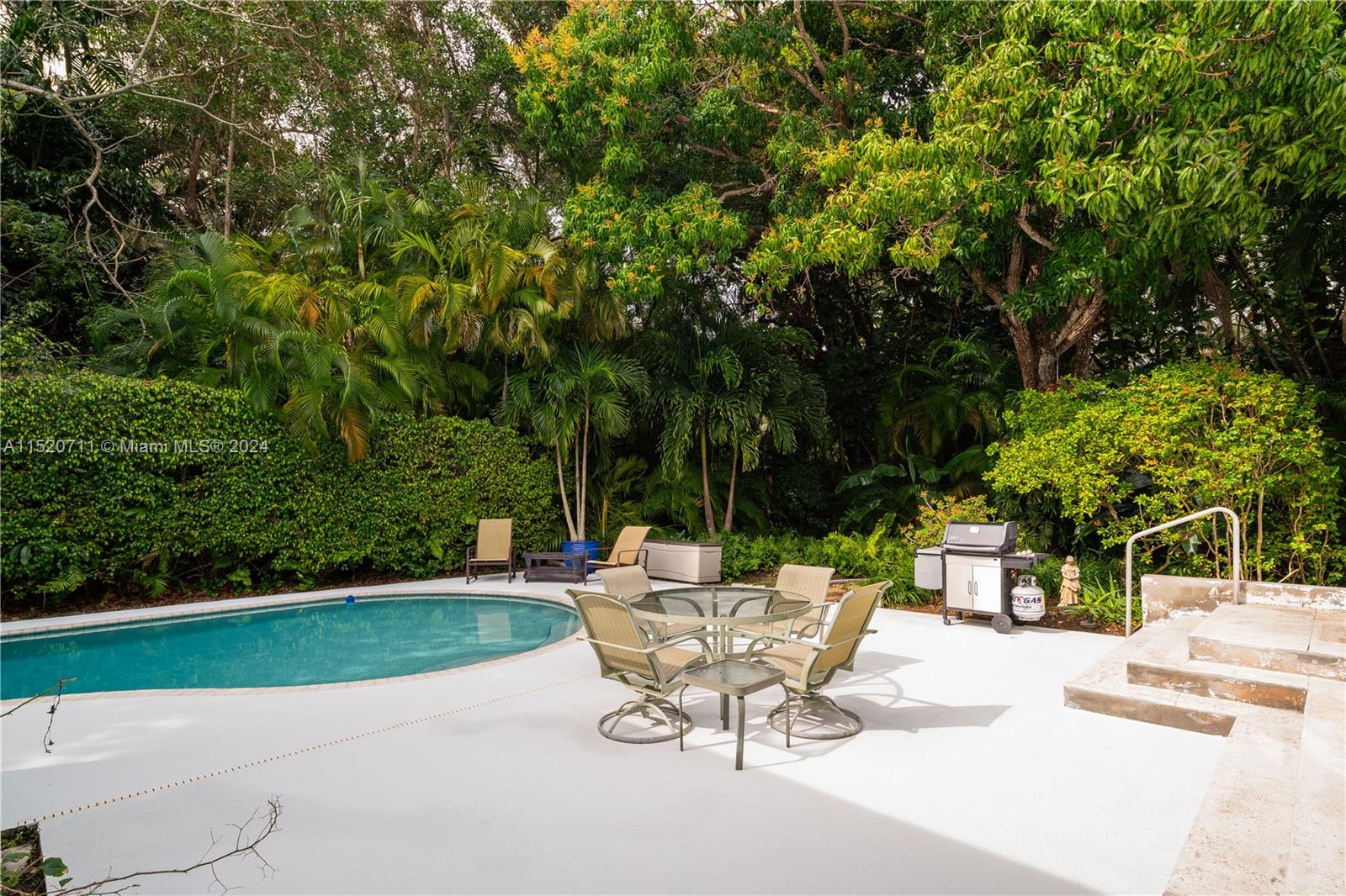 SAN JUAN HEIGHTS - Residential