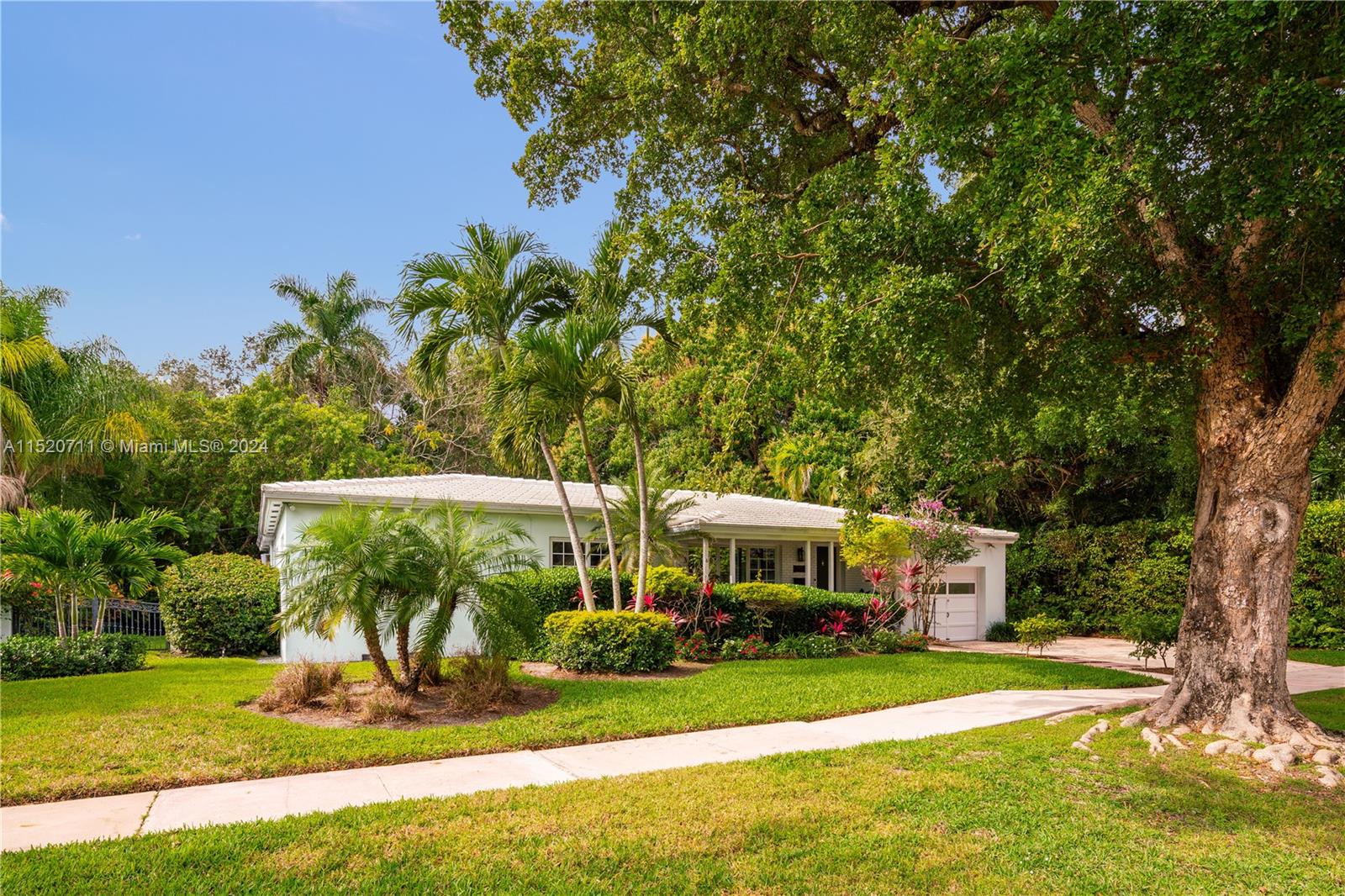 SAN JUAN HEIGHTS - Residential
