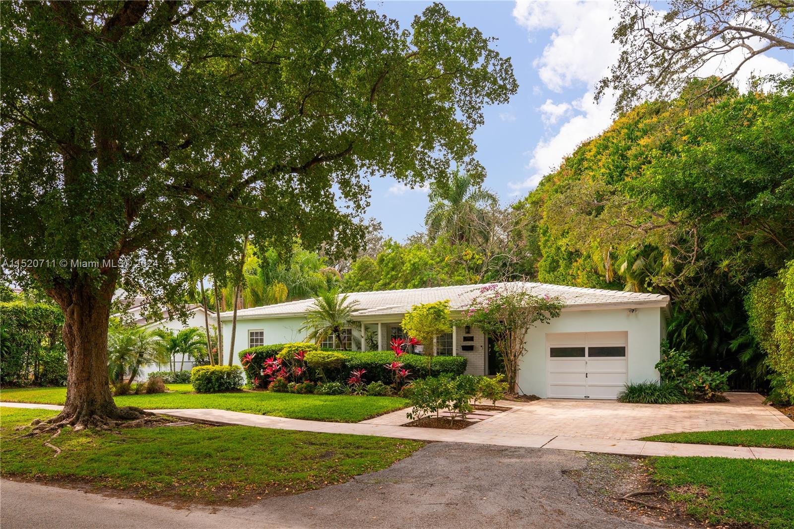 SAN JUAN HEIGHTS - Residential