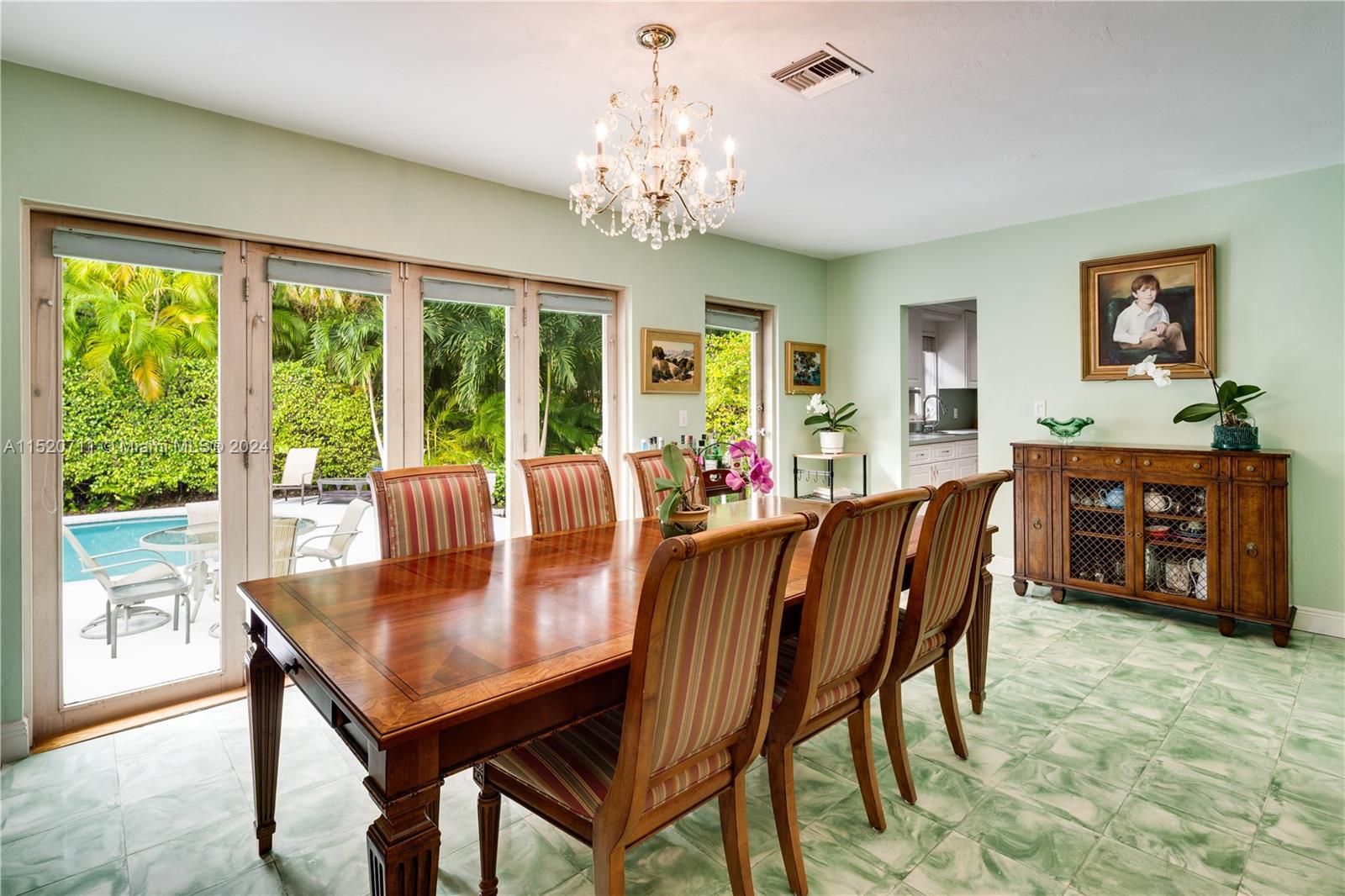 SAN JUAN HEIGHTS - Residential