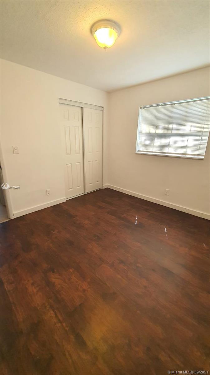 COLLEGE PARK ESTATES - Residential Lease