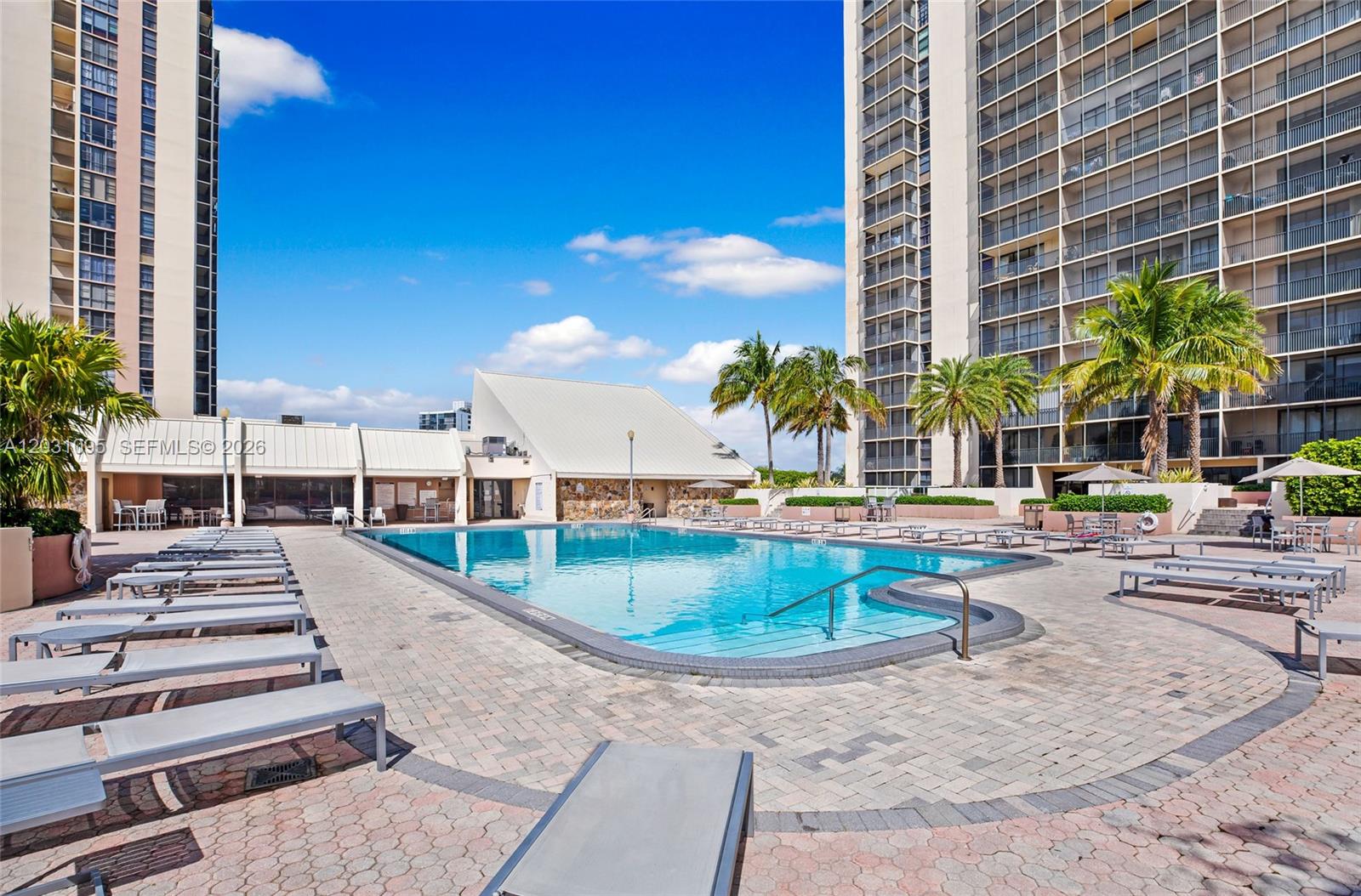 CORONADO CONDO- TOWER II - Residential