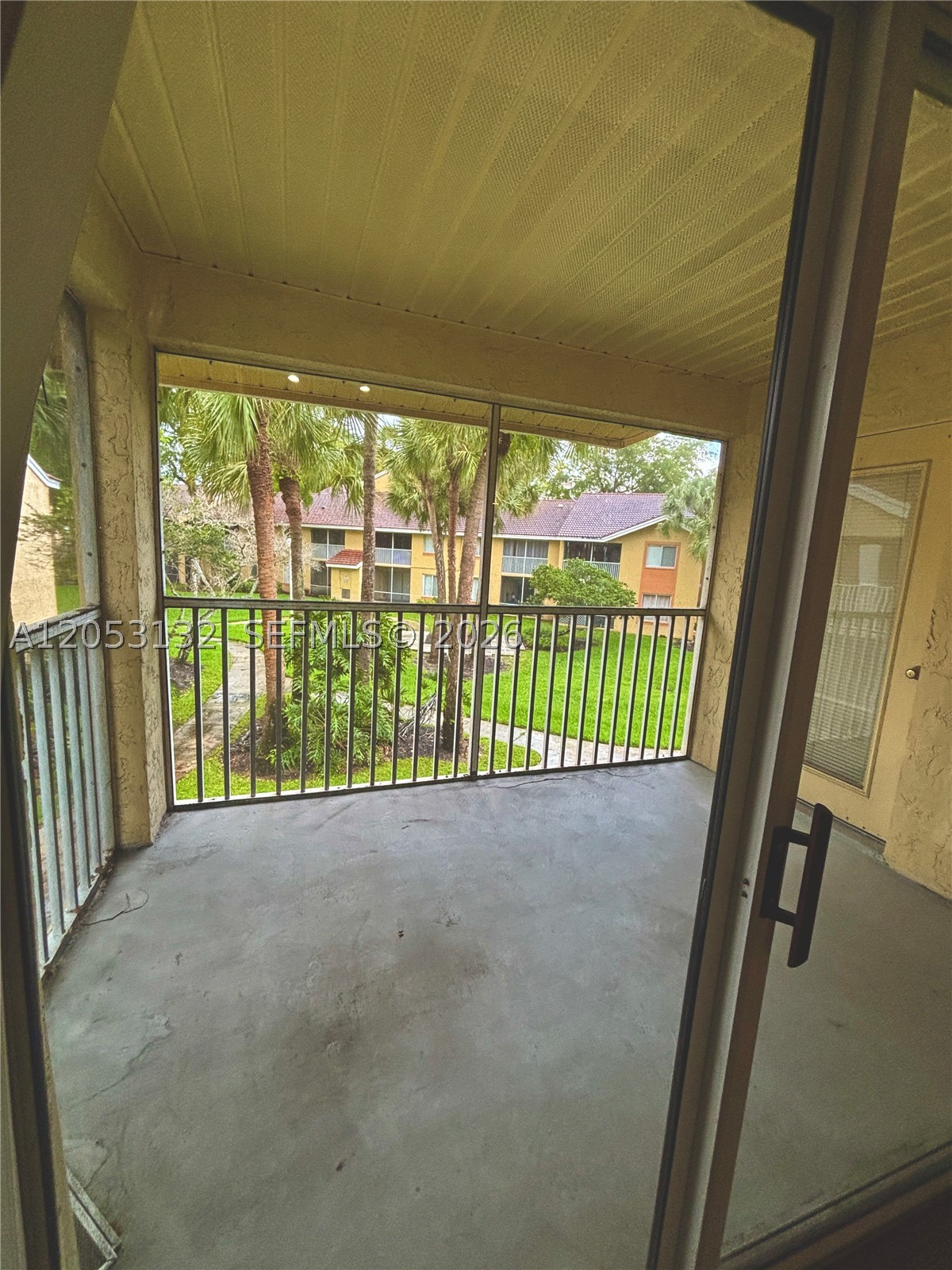 NAPOLI GARDENS AT CORAL S - Residential Lease