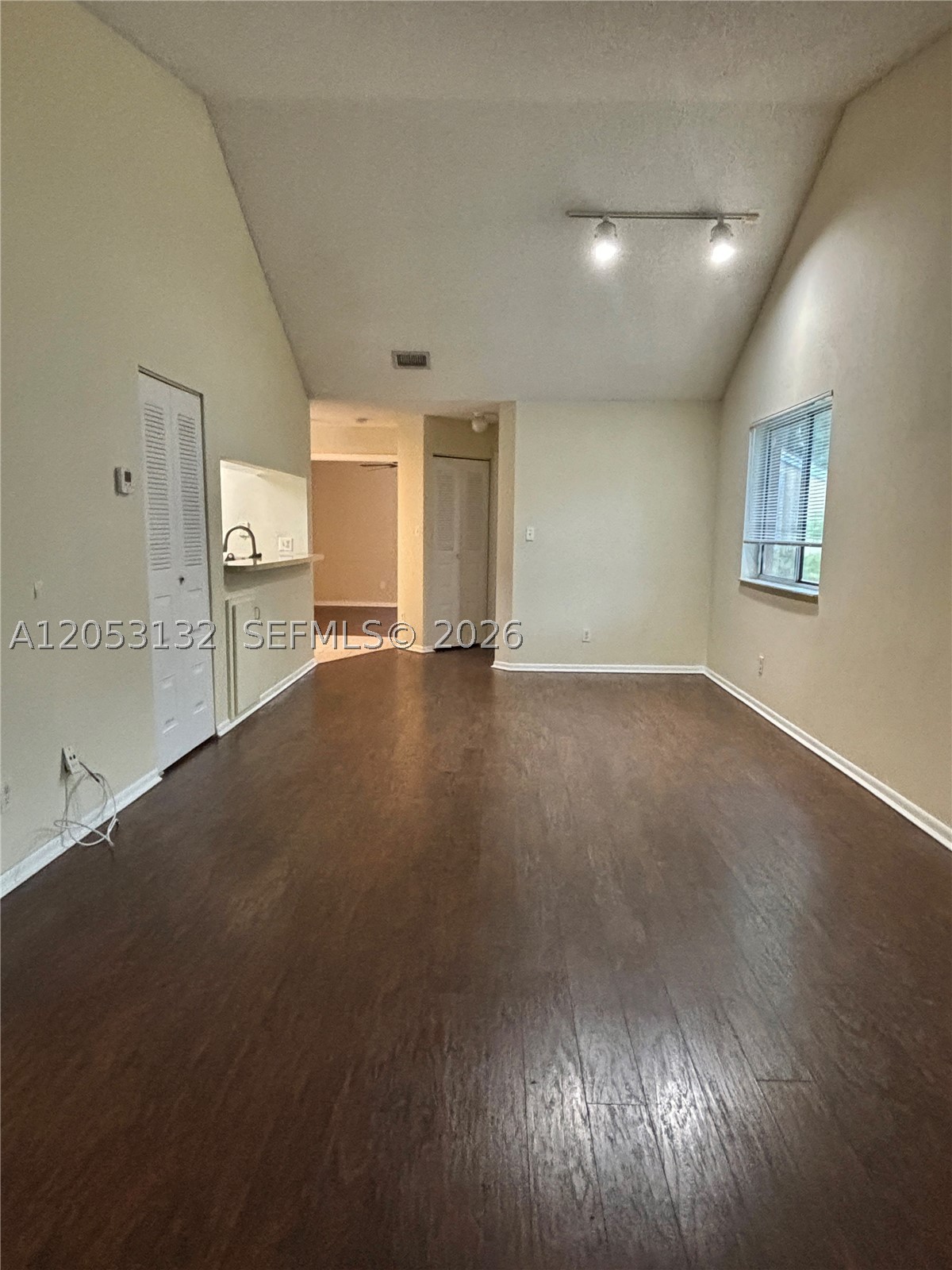 NAPOLI GARDENS AT CORAL S - Residential Lease