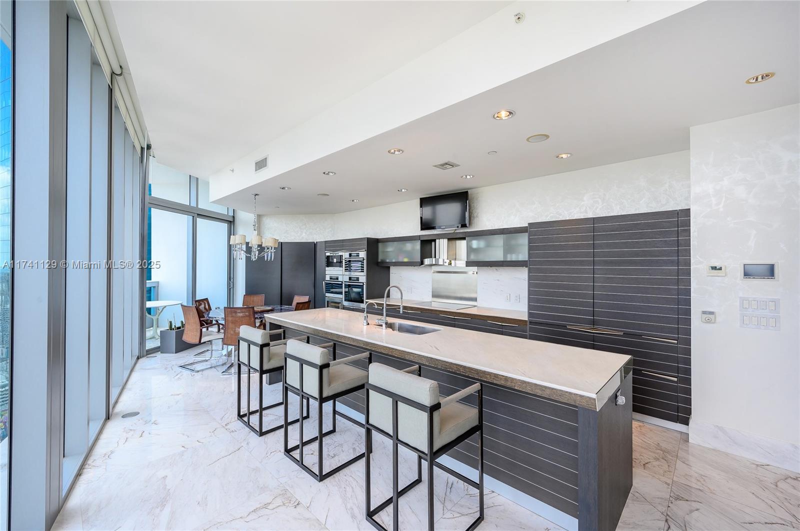 EPIC WEST CONDO EPIC CONDO - Residential