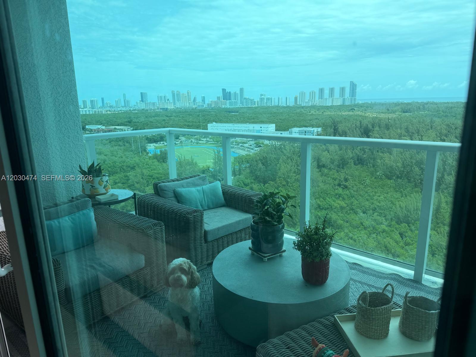 The Oaks I Condo - Residential