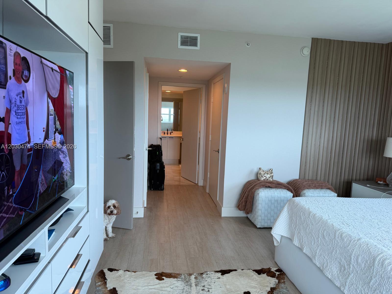 The Oaks I Condo - Residential