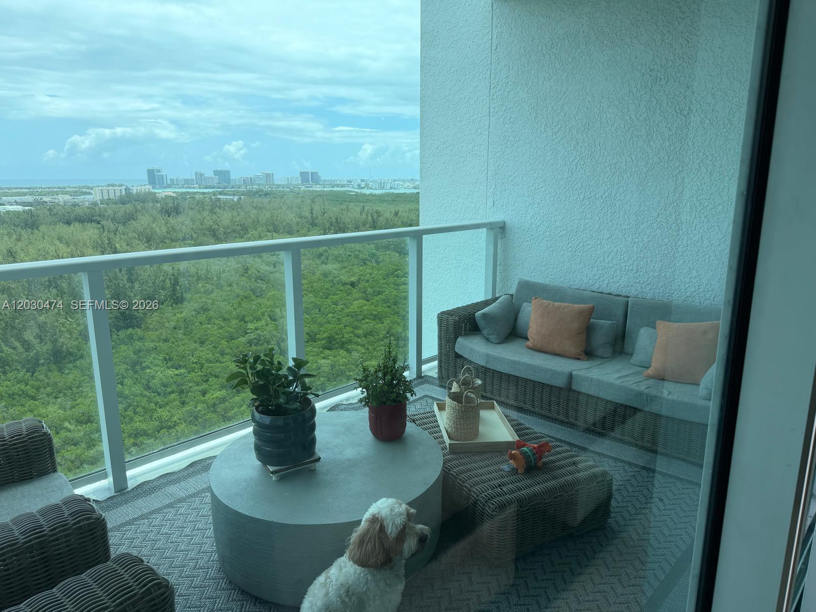 The Oaks I Condo - Residential