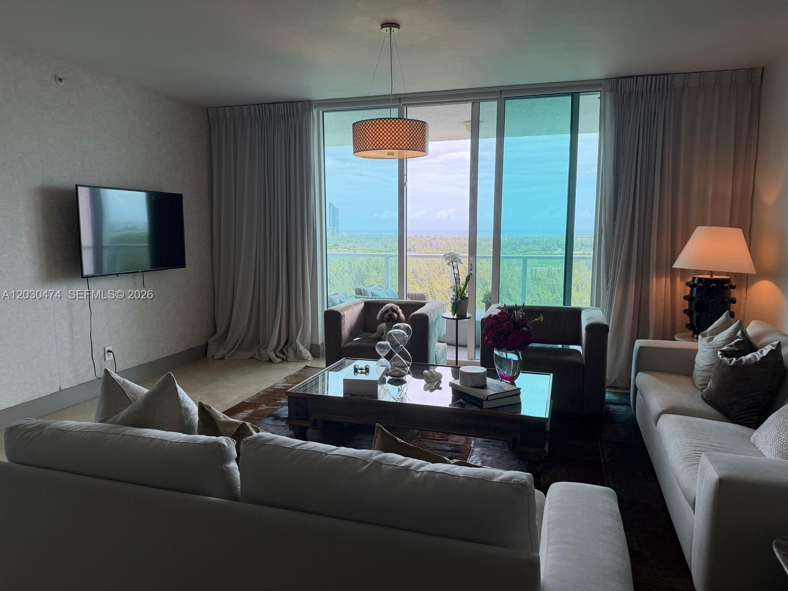 The Oaks I Condo - Residential