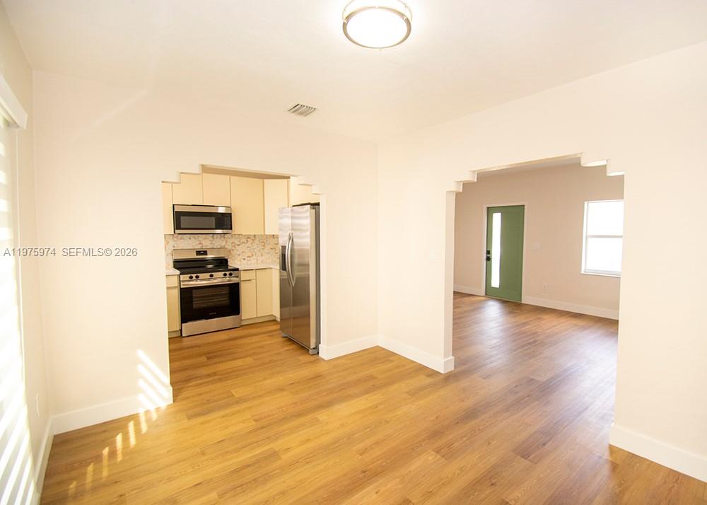 AUBURNDALE AMD - Residential