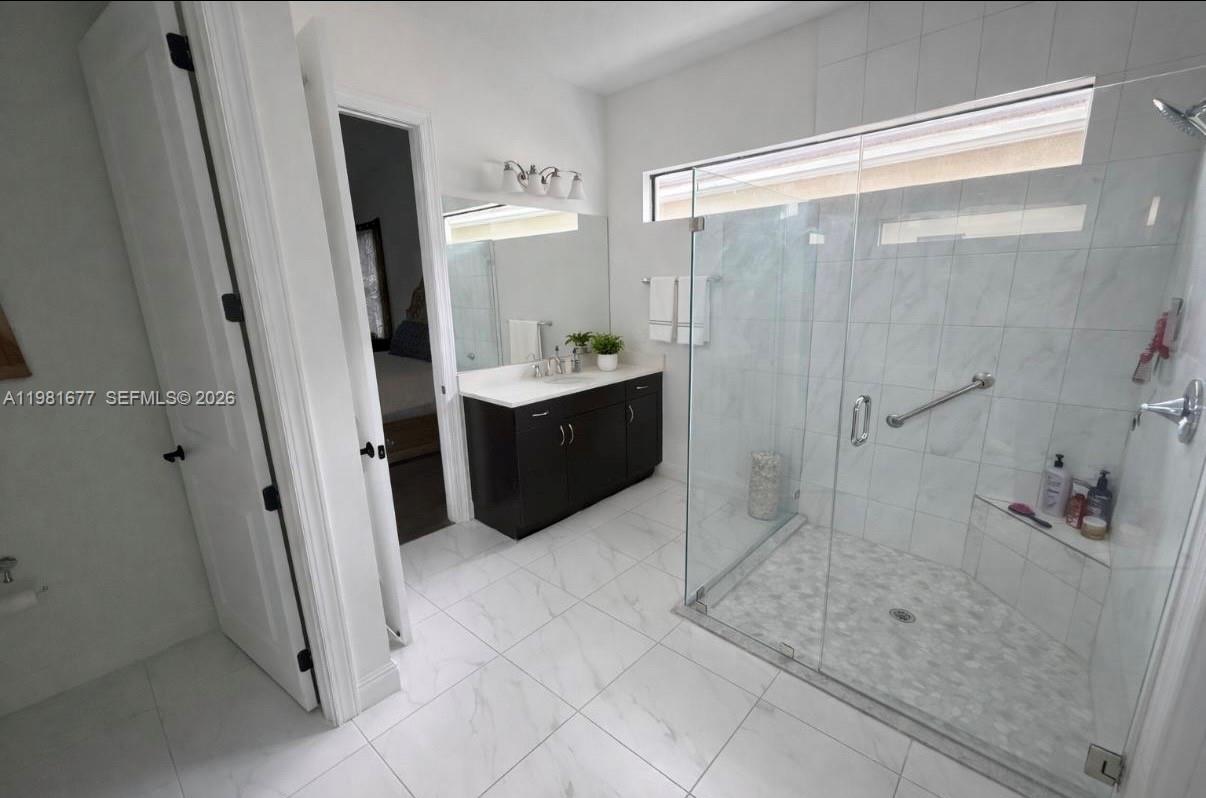CRESSWIND PALM BEACH - Residential