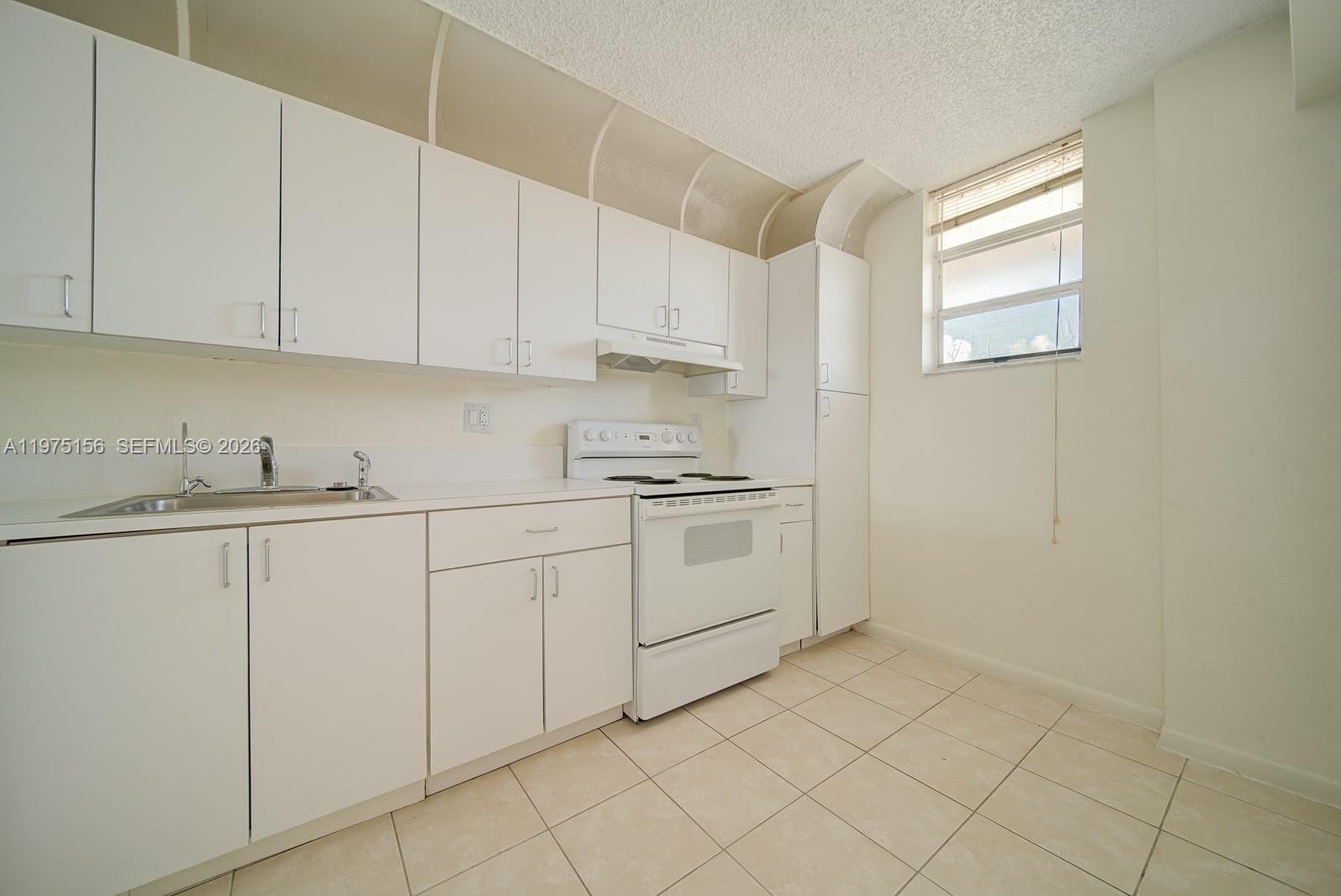 ISLAND SHORES CONDO - Residential
