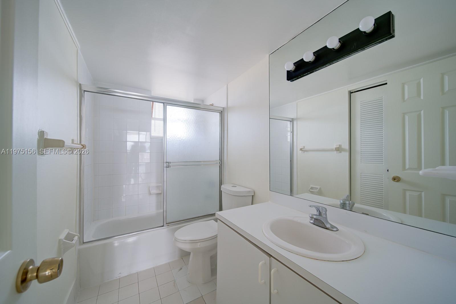 ISLAND SHORES CONDO - Residential