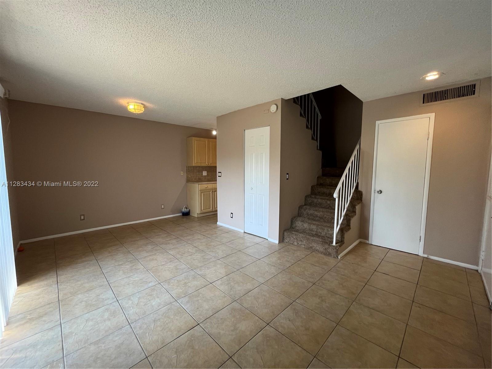 SUN & LAKE CONDO - Residential Lease