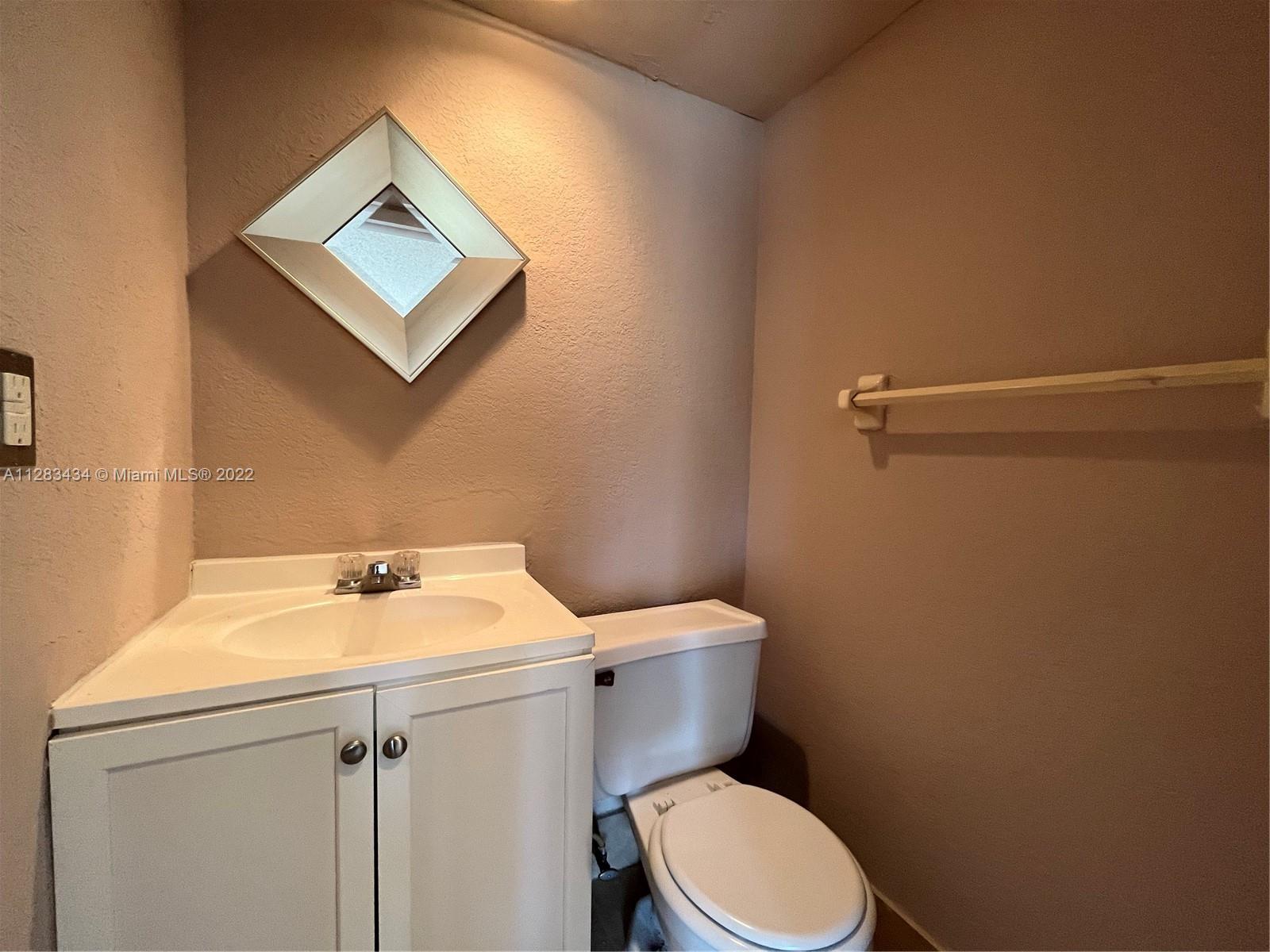 SUN & LAKE CONDO - Residential Lease