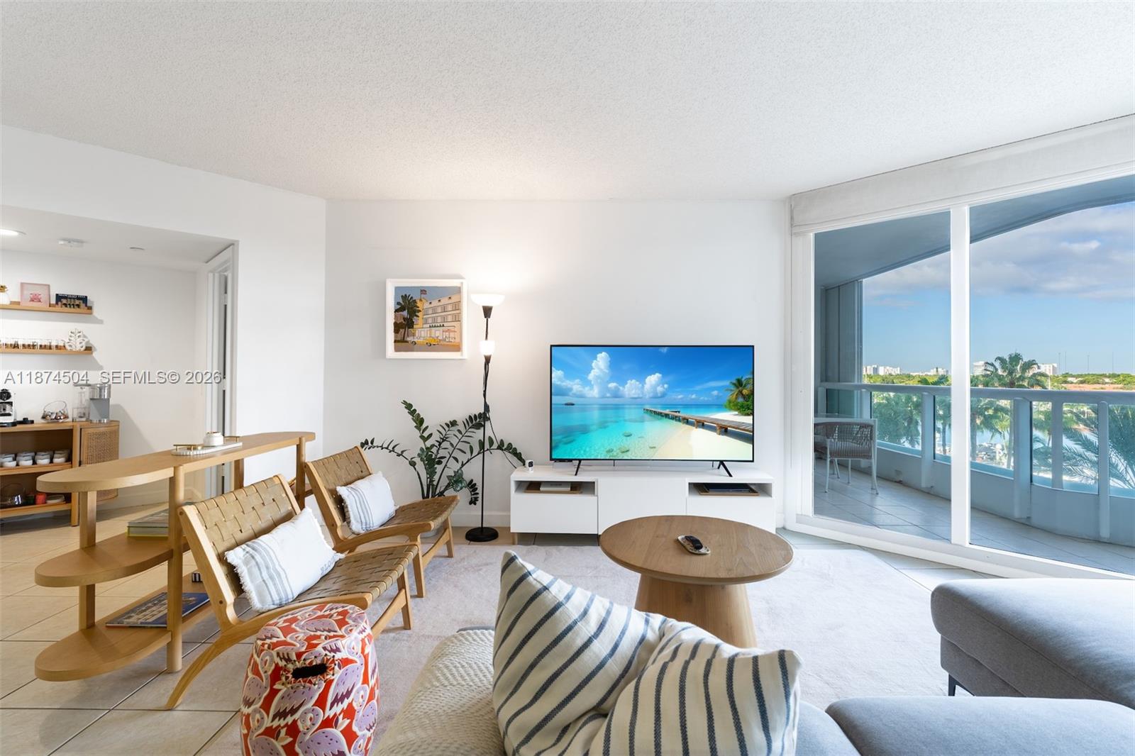 SOUTH TOWER AT THE POINT - Residential