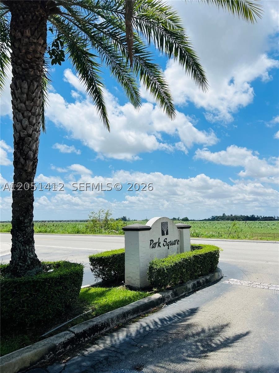 CONTINENTAL HOMES AT LAGO - Residential