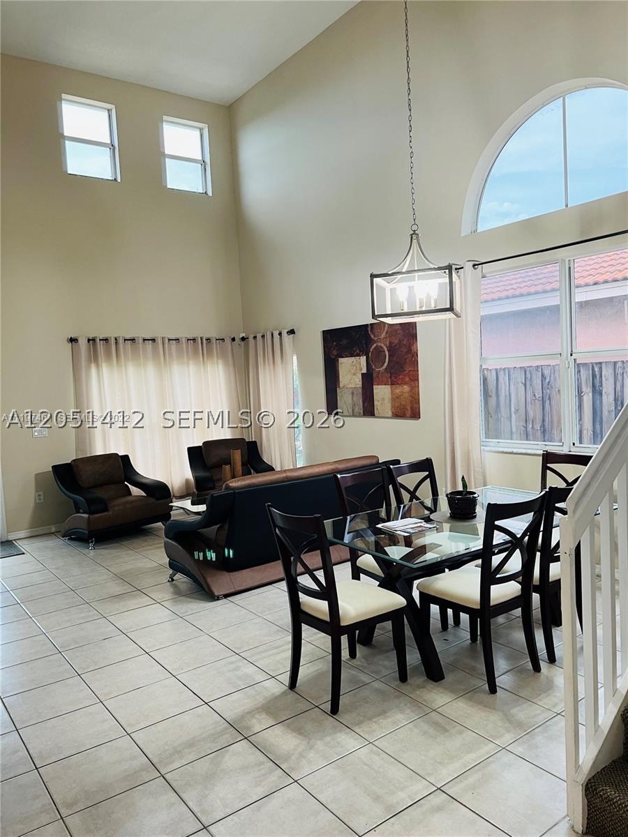 CONTINENTAL HOMES AT LAGO - Residential