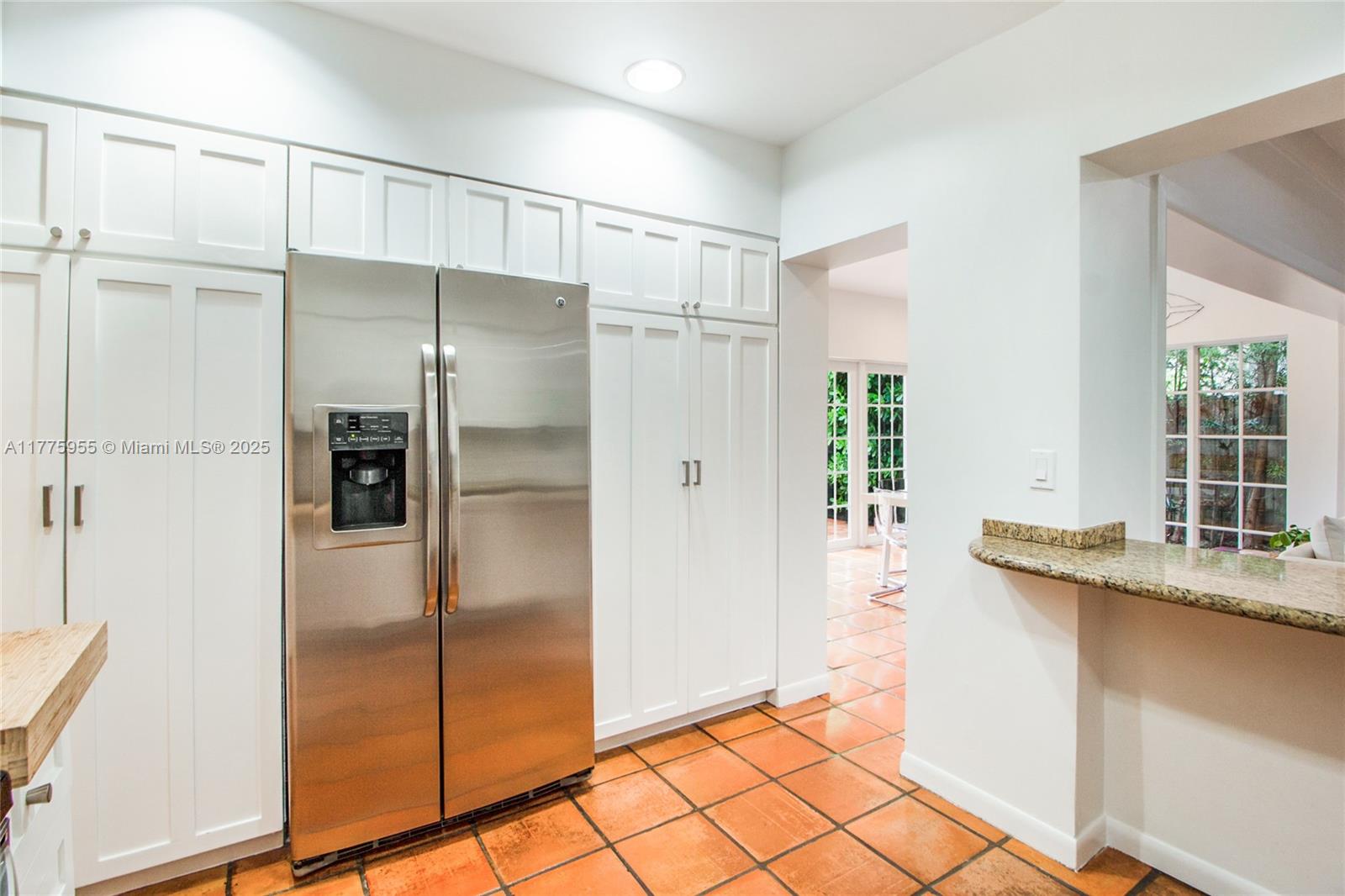 TROPICAL ISLE HOMES SUB 4 - Residential Lease
