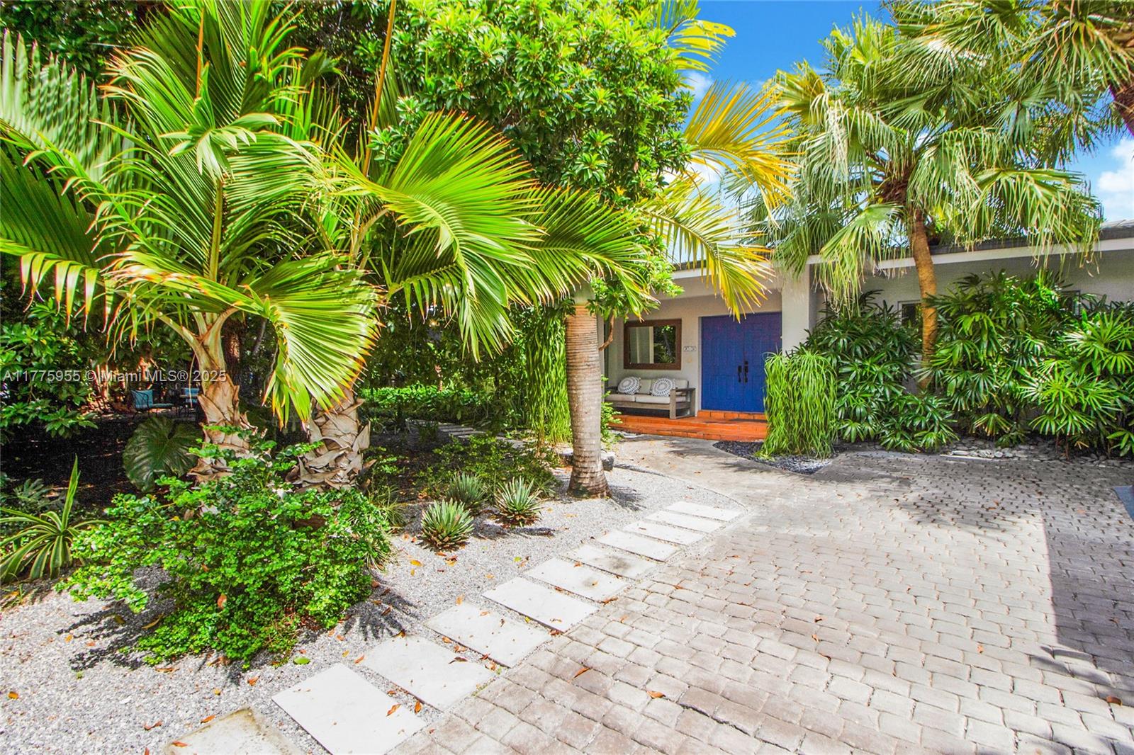 TROPICAL ISLE HOMES SUB 4 - Residential Lease