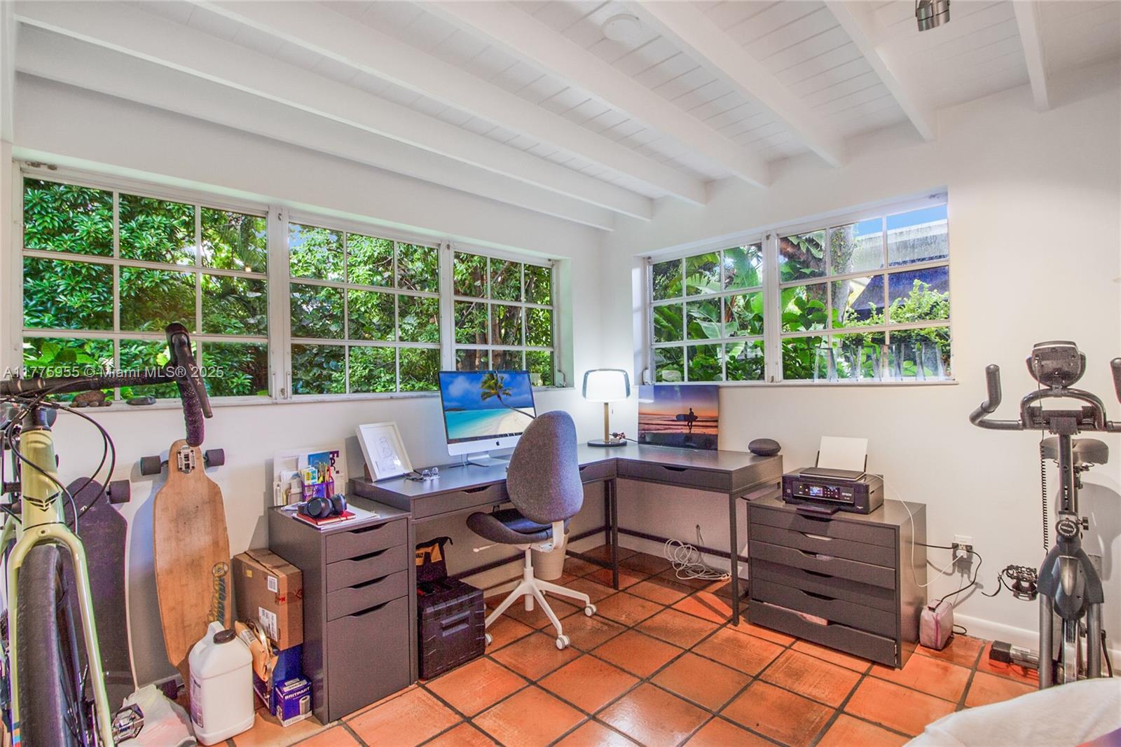 TROPICAL ISLE HOMES SUB 4 - Residential Lease