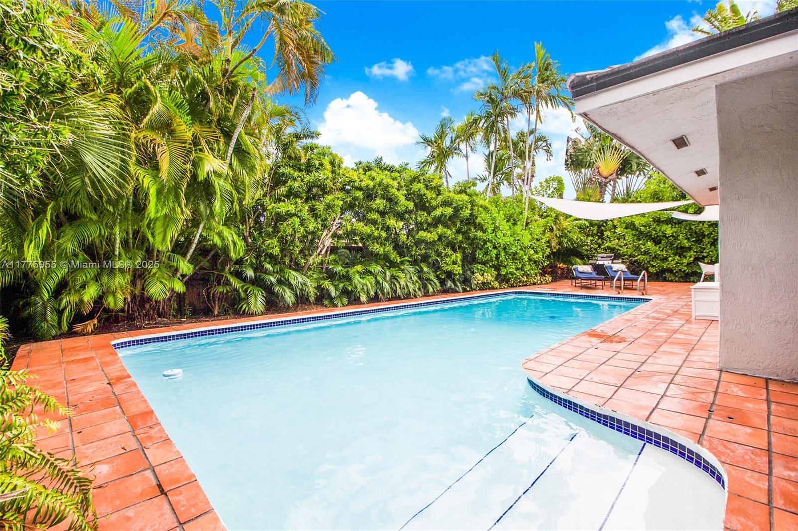 TROPICAL ISLE HOMES SUB 4 - Residential Lease