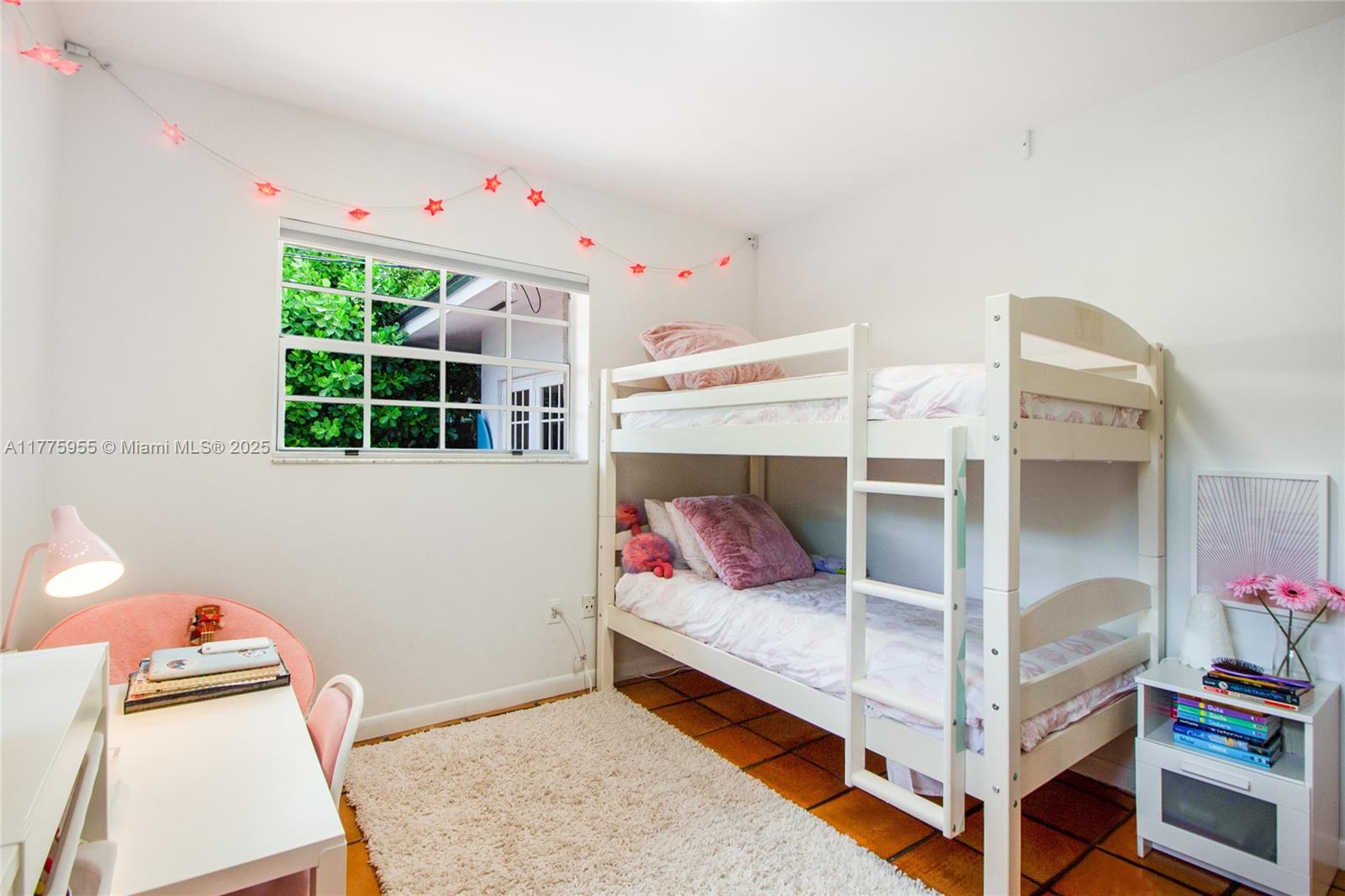 TROPICAL ISLE HOMES SUB 4 - Residential Lease