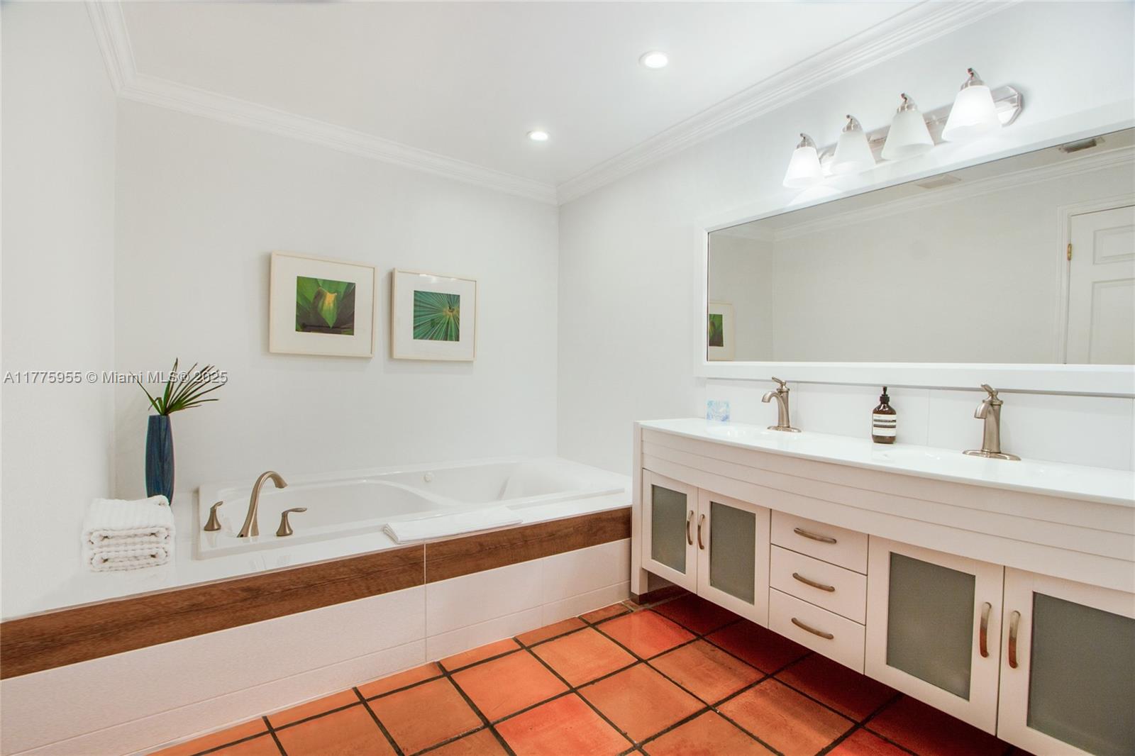TROPICAL ISLE HOMES SUB 4 - Residential Lease