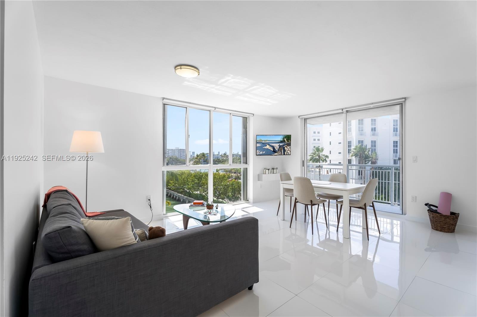 WEST BAY PLAZA CONDO - Residential