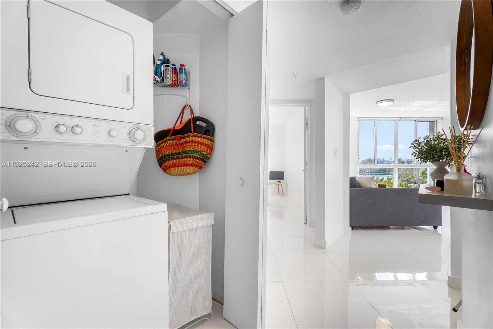 WEST BAY PLAZA CONDO - Residential