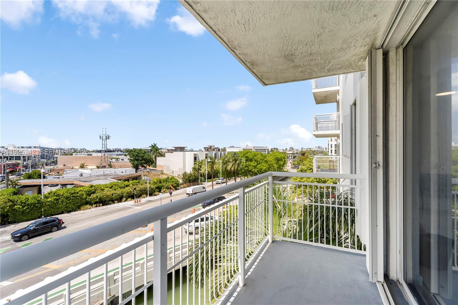 WEST BAY PLAZA CONDO - Residential