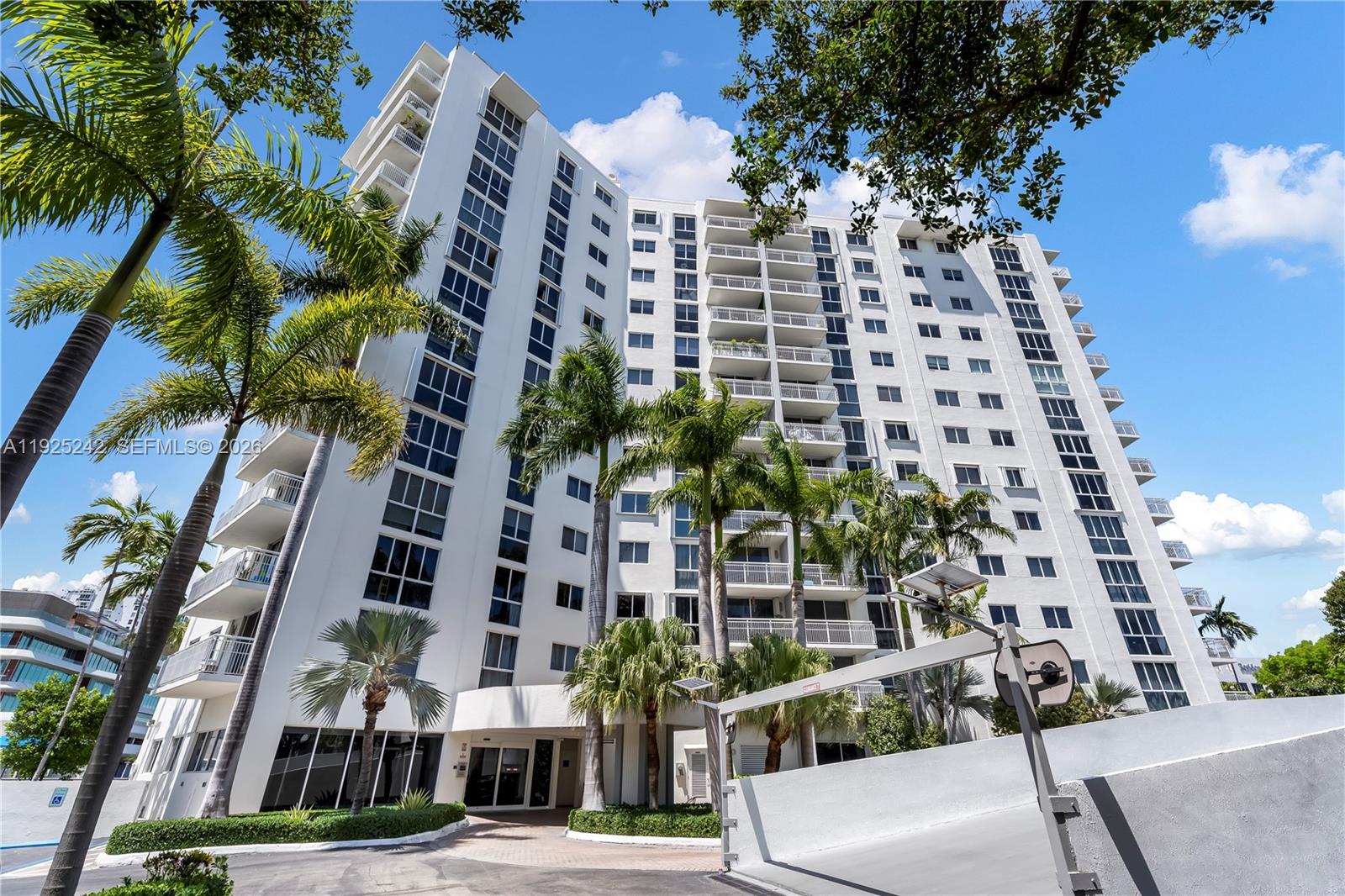 WEST BAY PLAZA CONDO - Residential