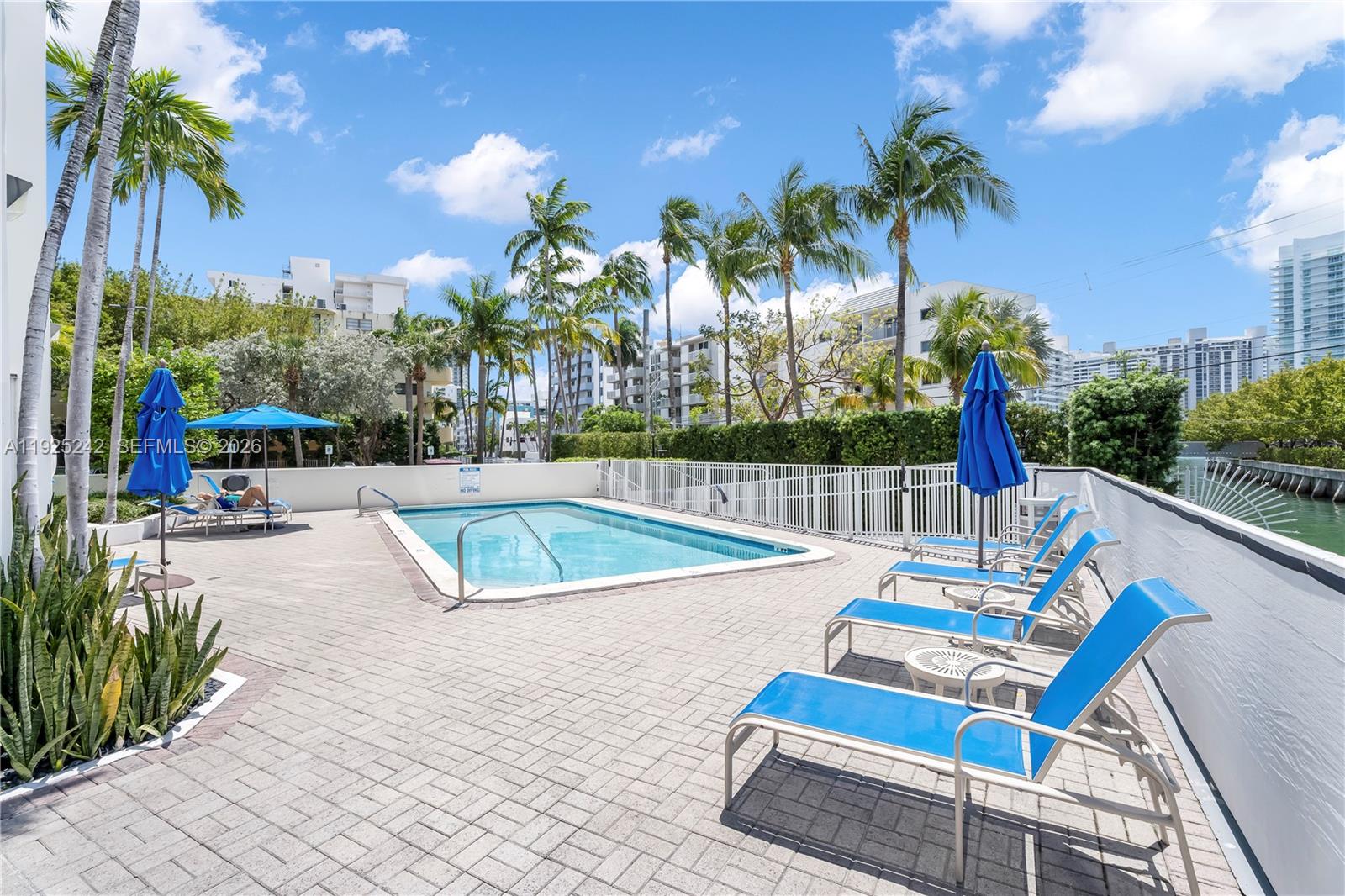 WEST BAY PLAZA CONDO - Residential