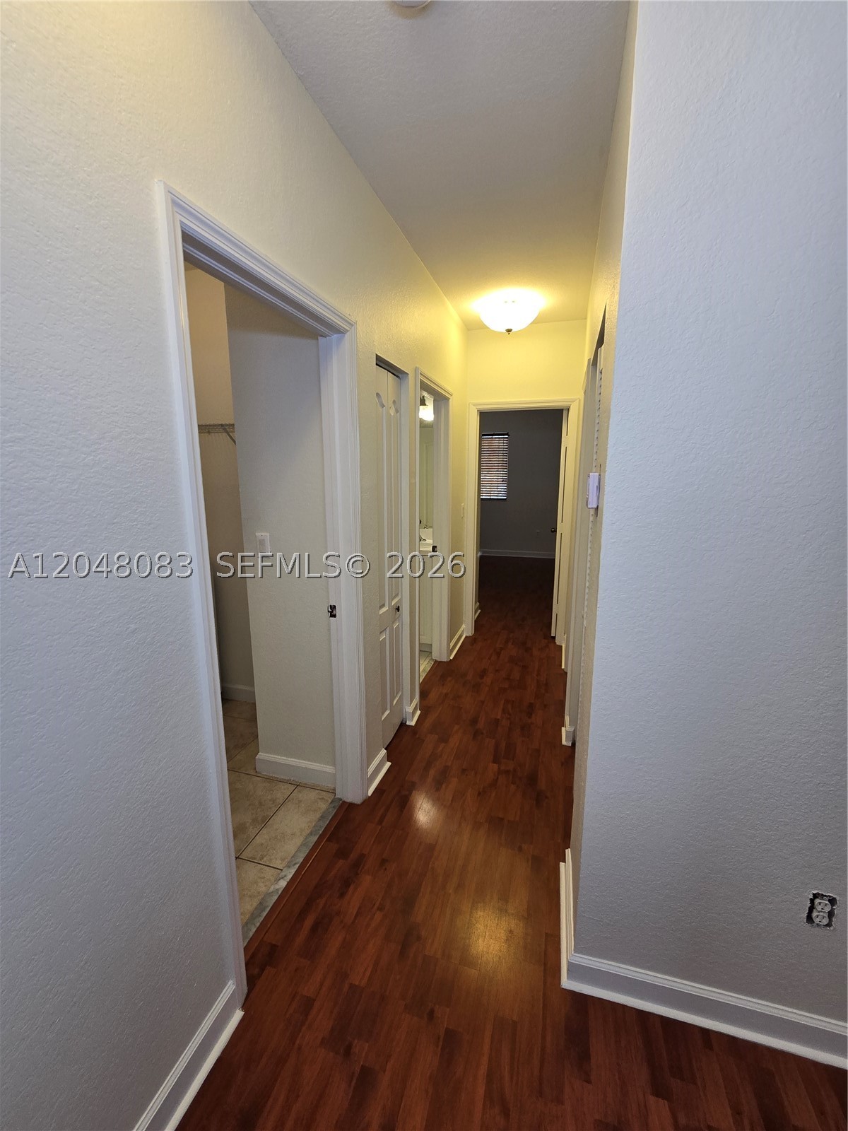 EMERALD LAKES - Residential Lease