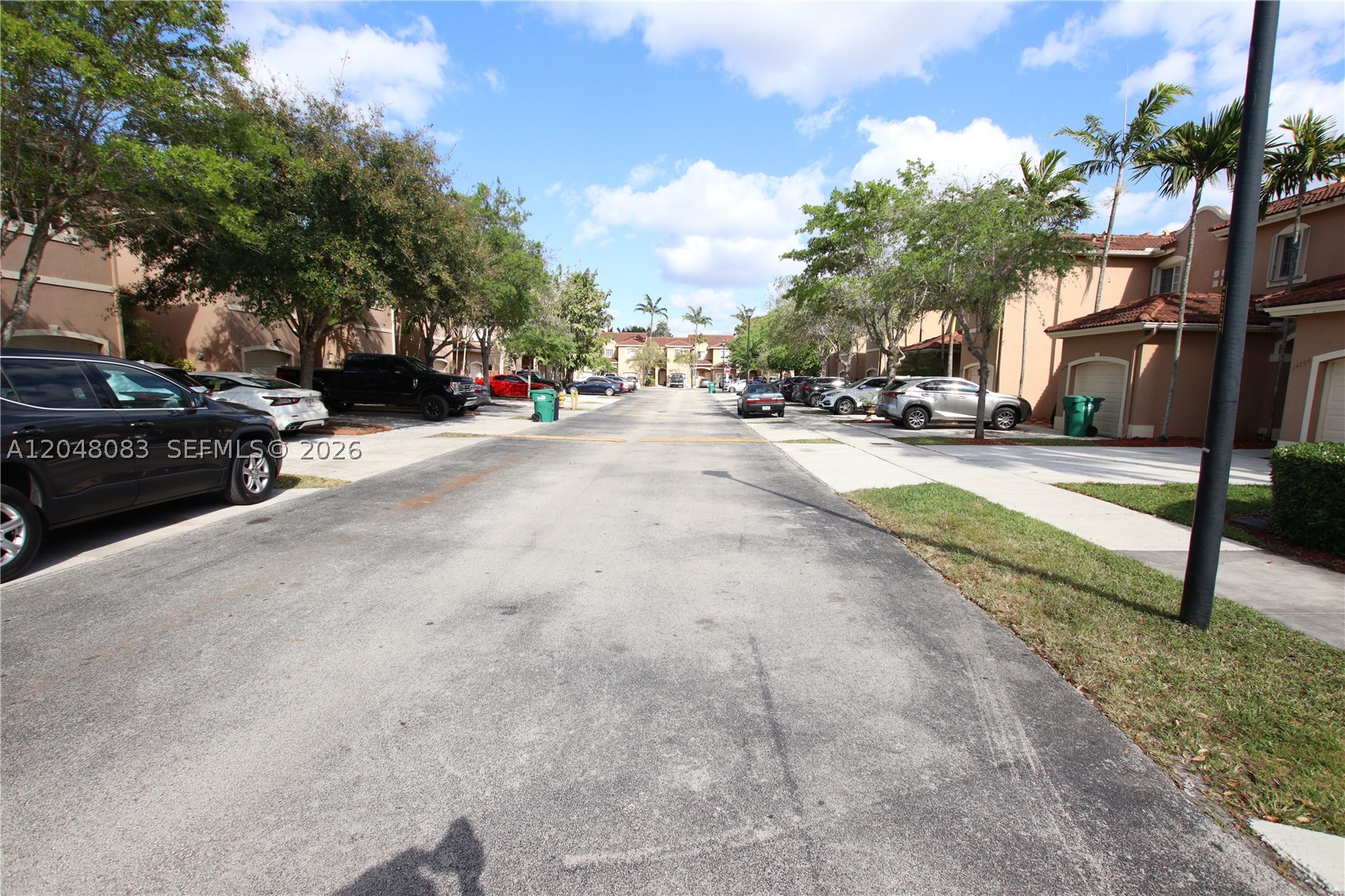 EMERALD LAKES - Residential Lease