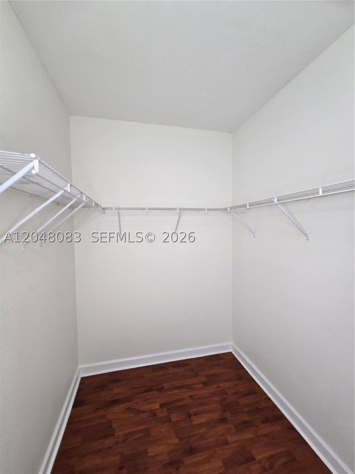 EMERALD LAKES - Residential Lease