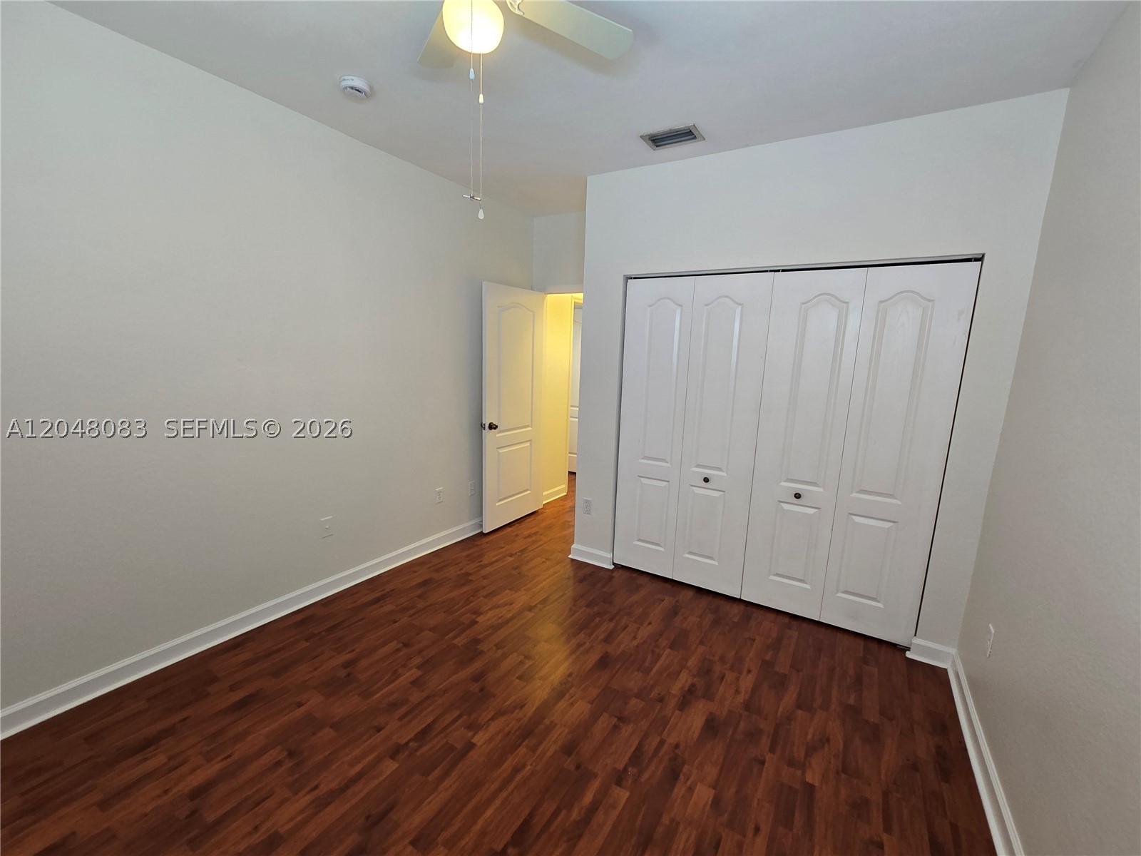 EMERALD LAKES - Residential Lease