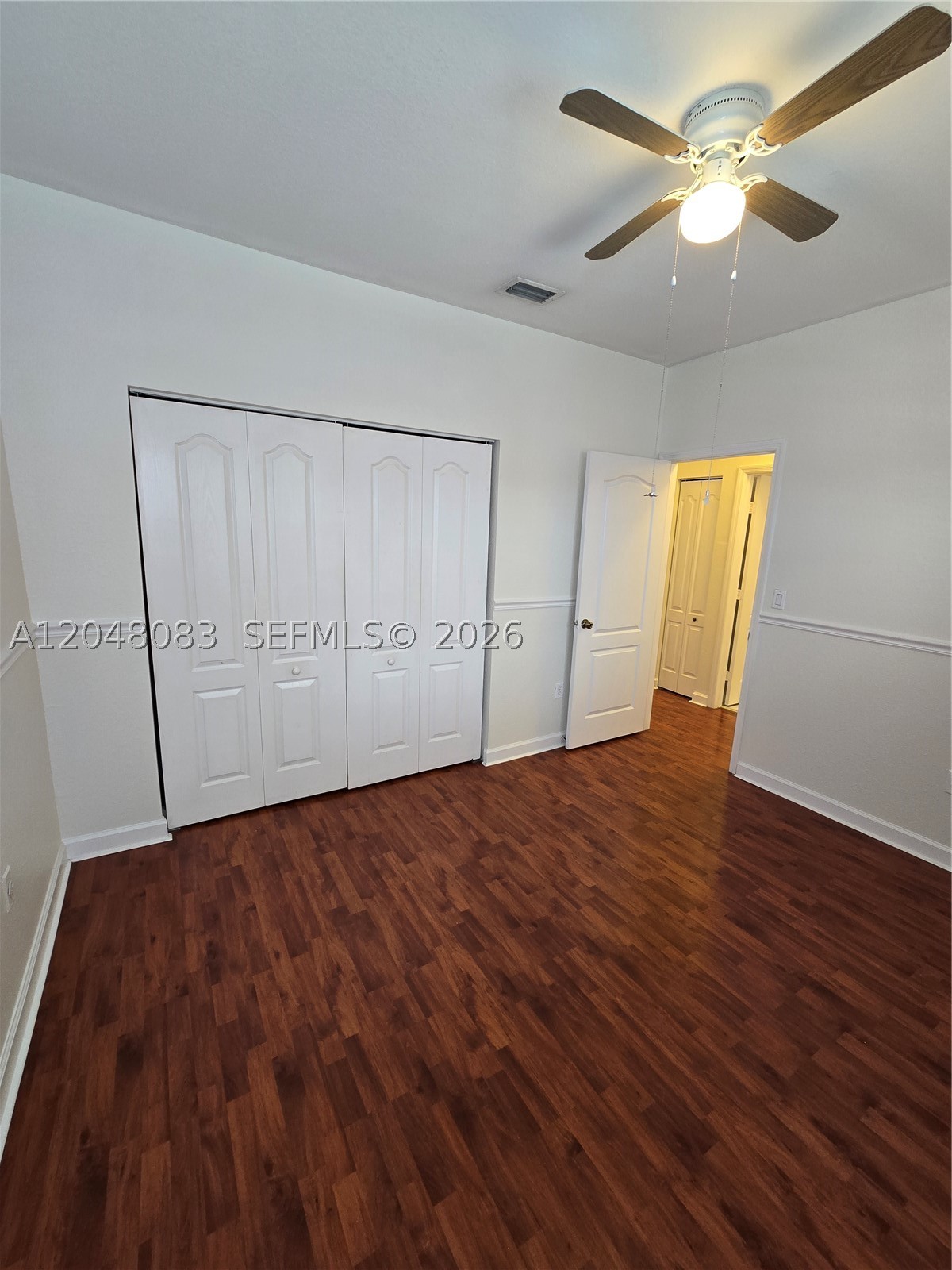 EMERALD LAKES - Residential Lease