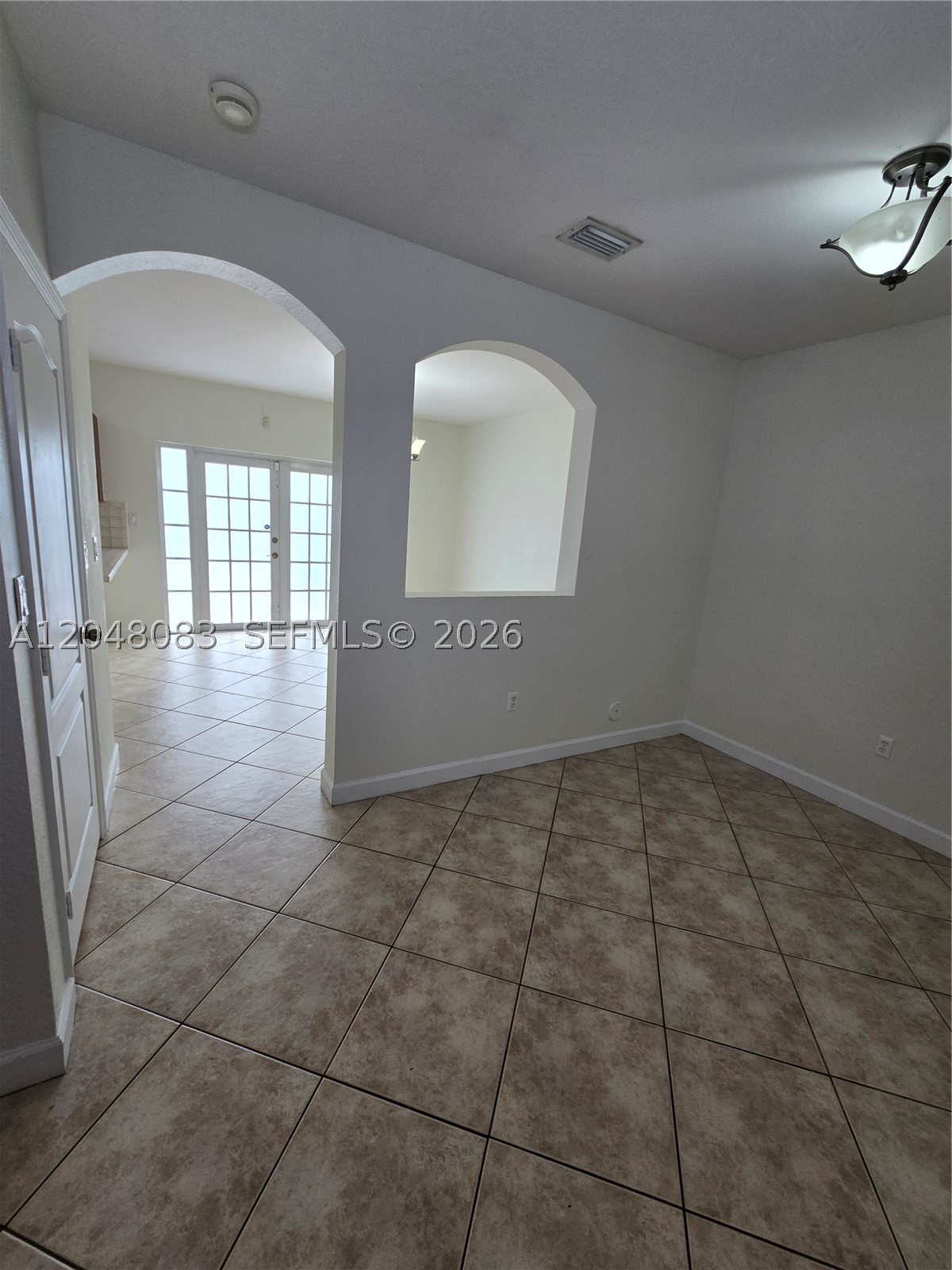 EMERALD LAKES - Residential Lease