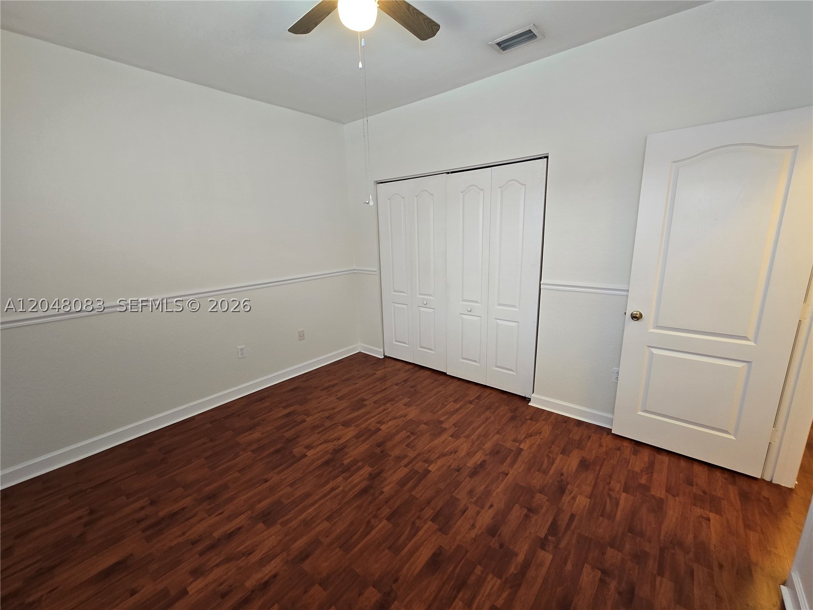 EMERALD LAKES - Residential Lease