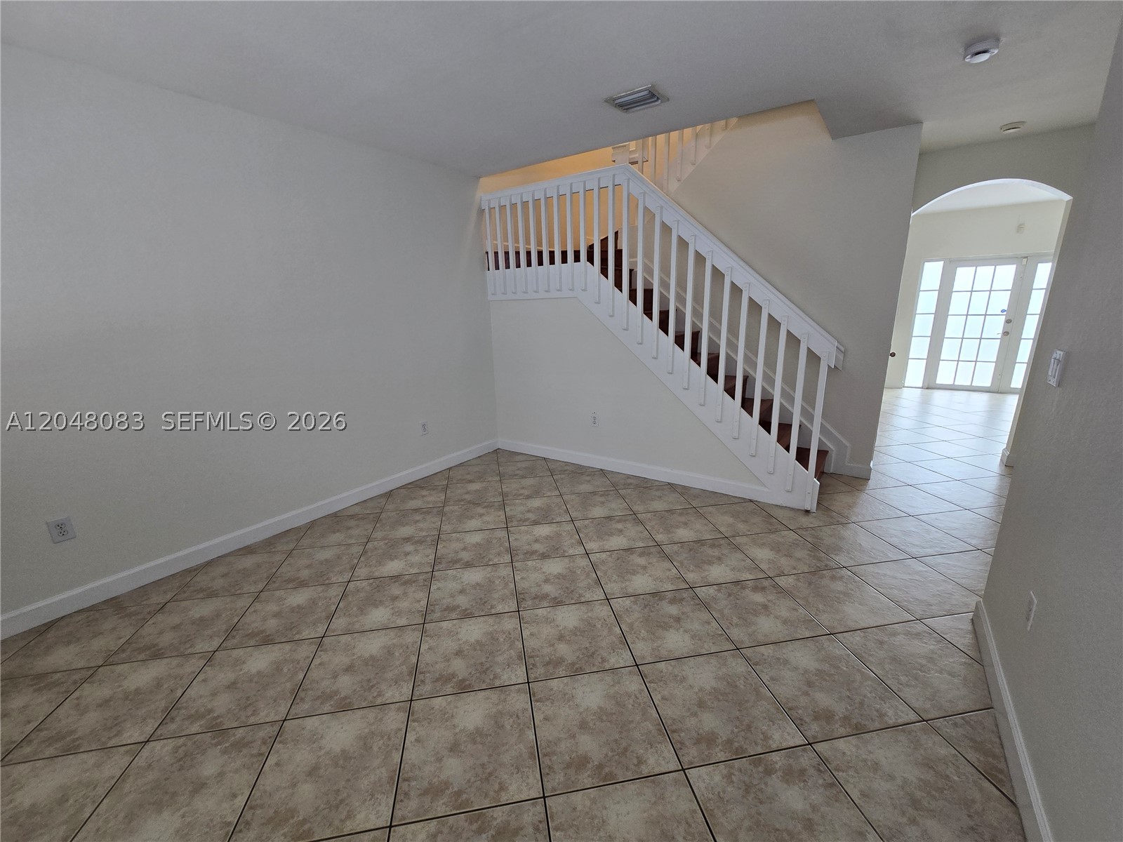 EMERALD LAKES - Residential Lease